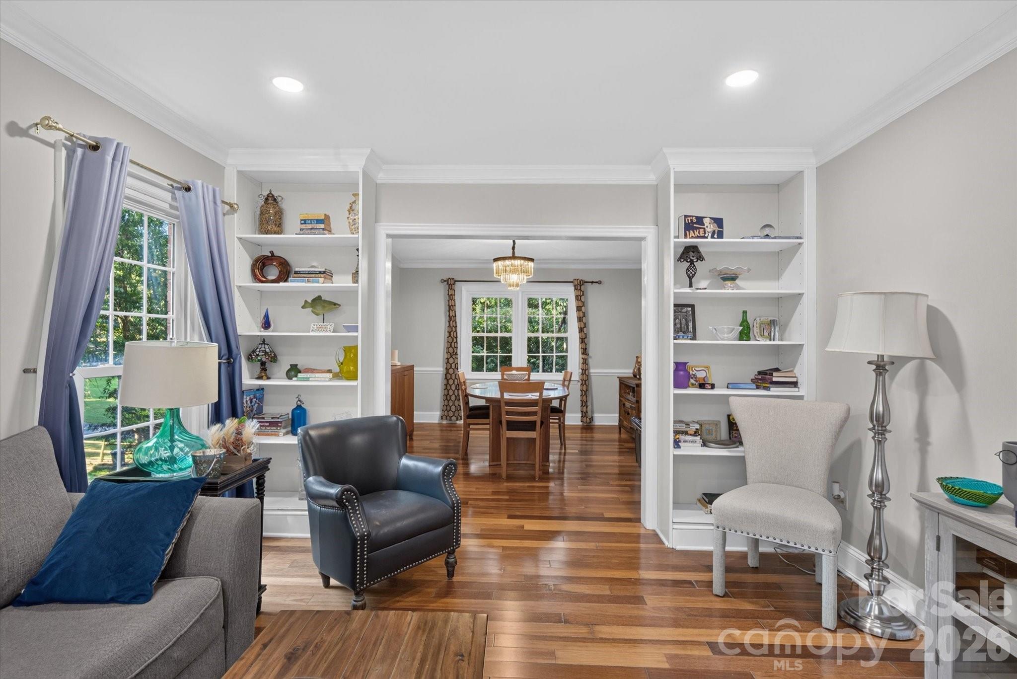 10009 Thomas Payne Circle