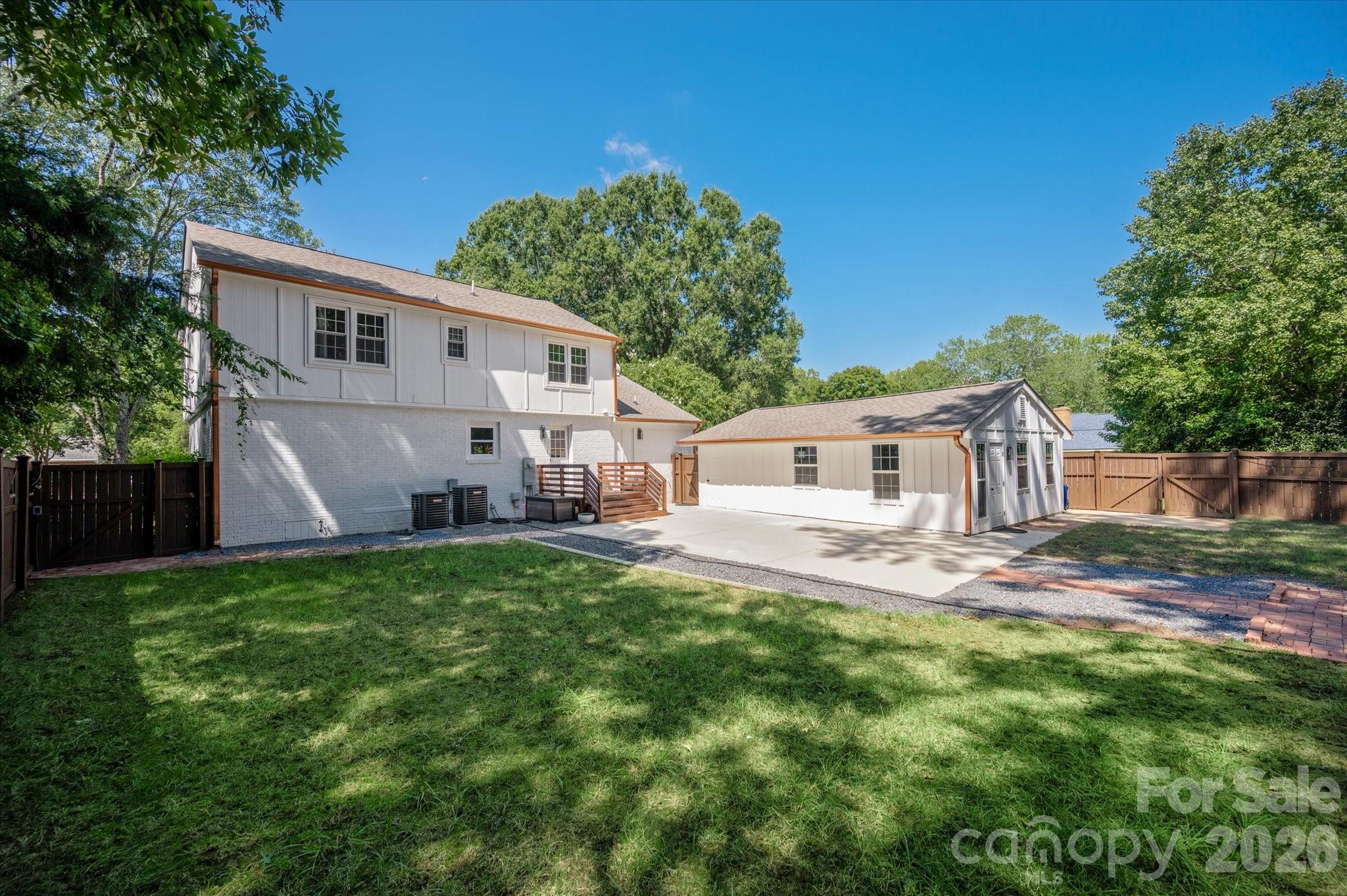 4415 Deepwood Drive
