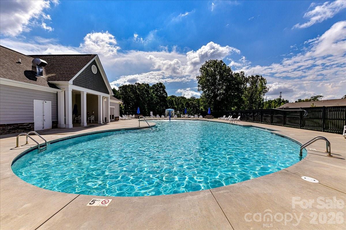 2518 Logan Caroline Lane
