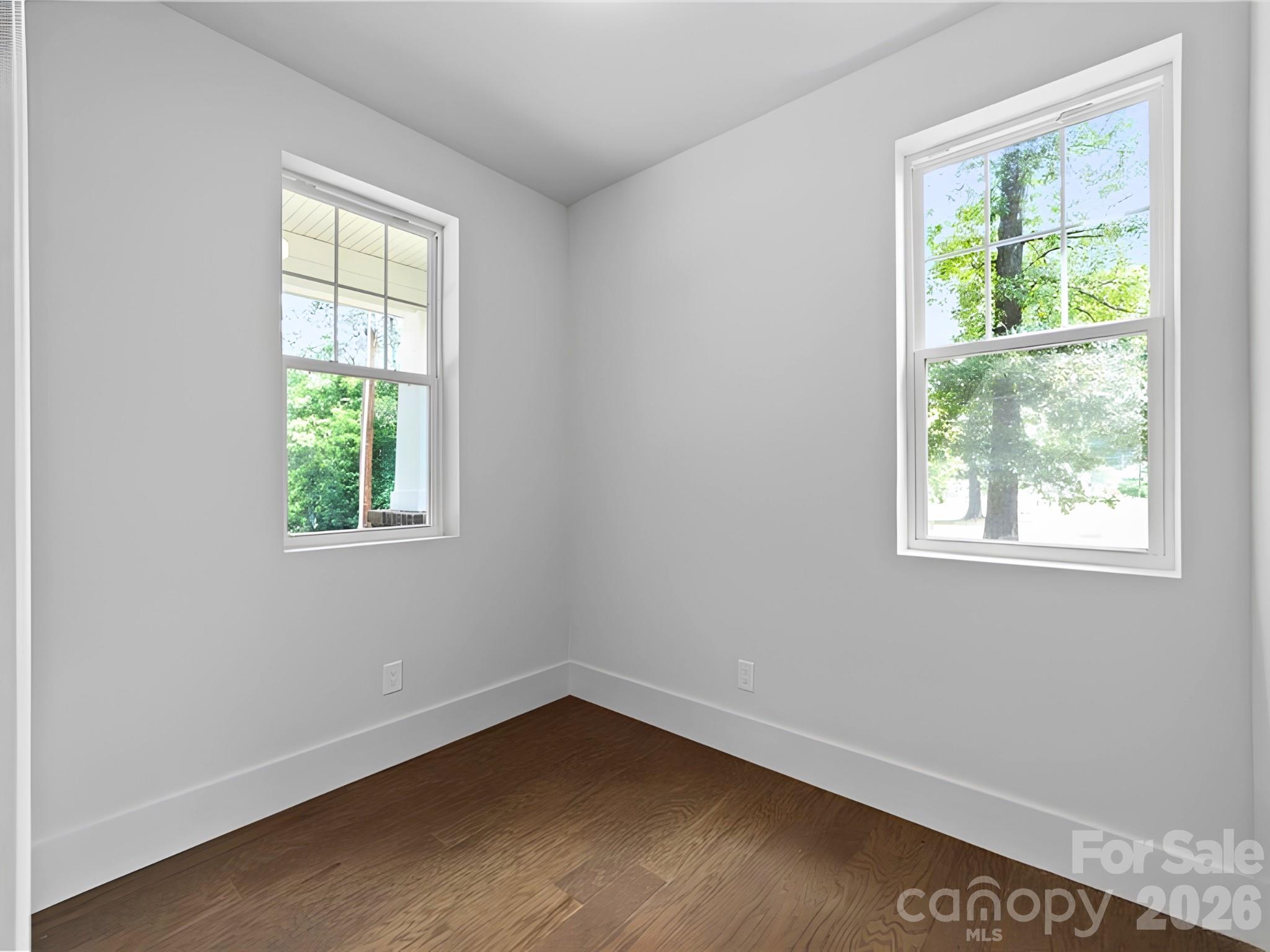 129 S Gardner Avenue