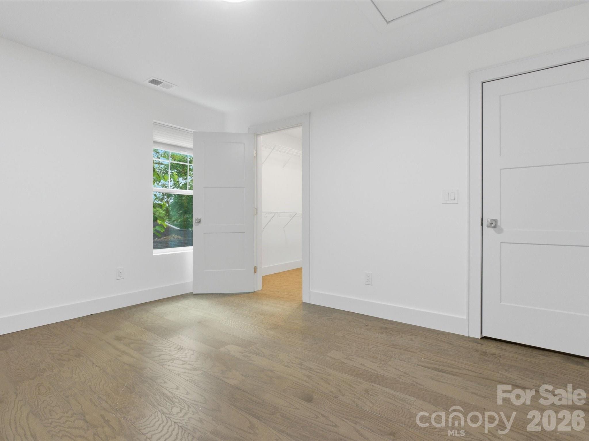 129 S Gardner Avenue