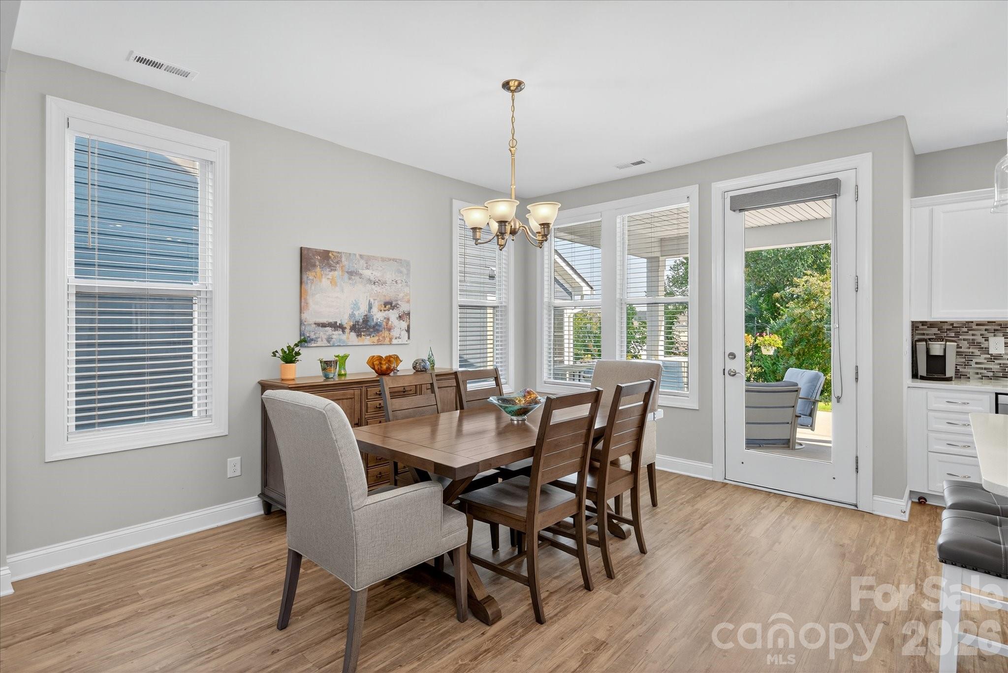 5816 Cheerful Lane