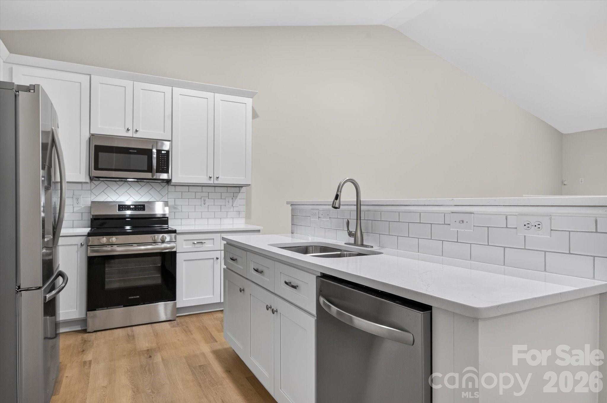 4641 Willow Glen Road