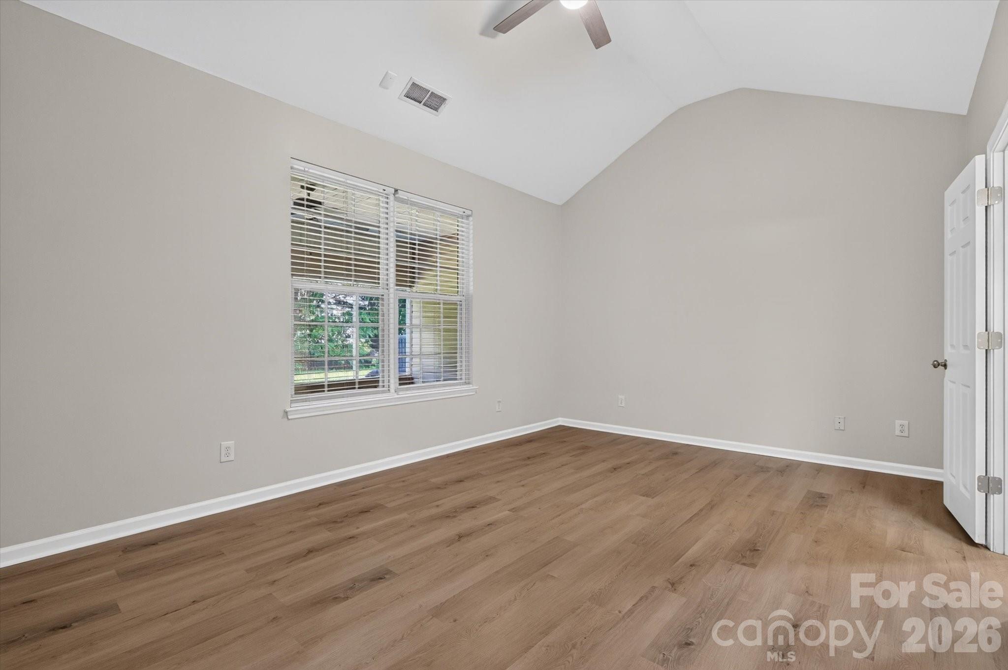 4641 Willow Glen Road