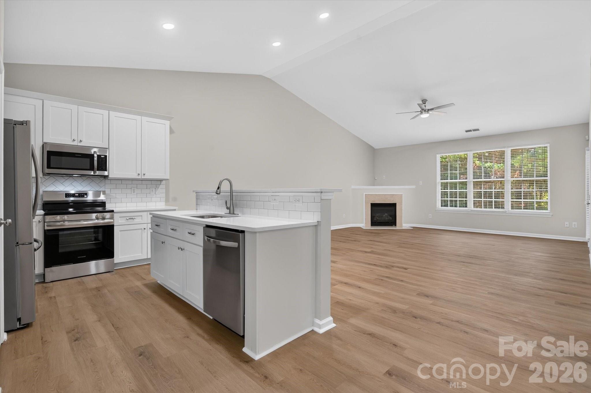 4641 Willow Glen Road