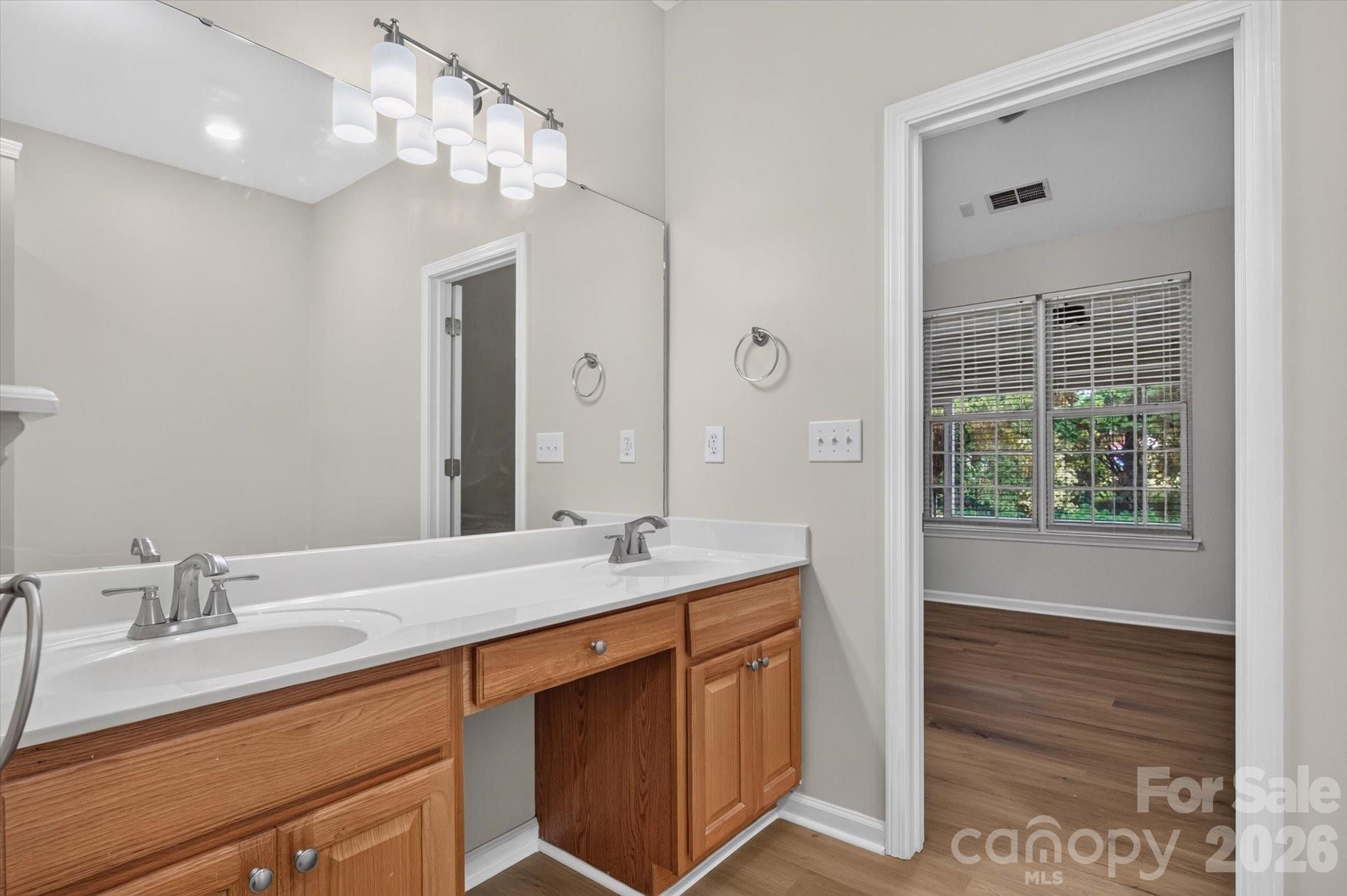 4641 Willow Glen Road