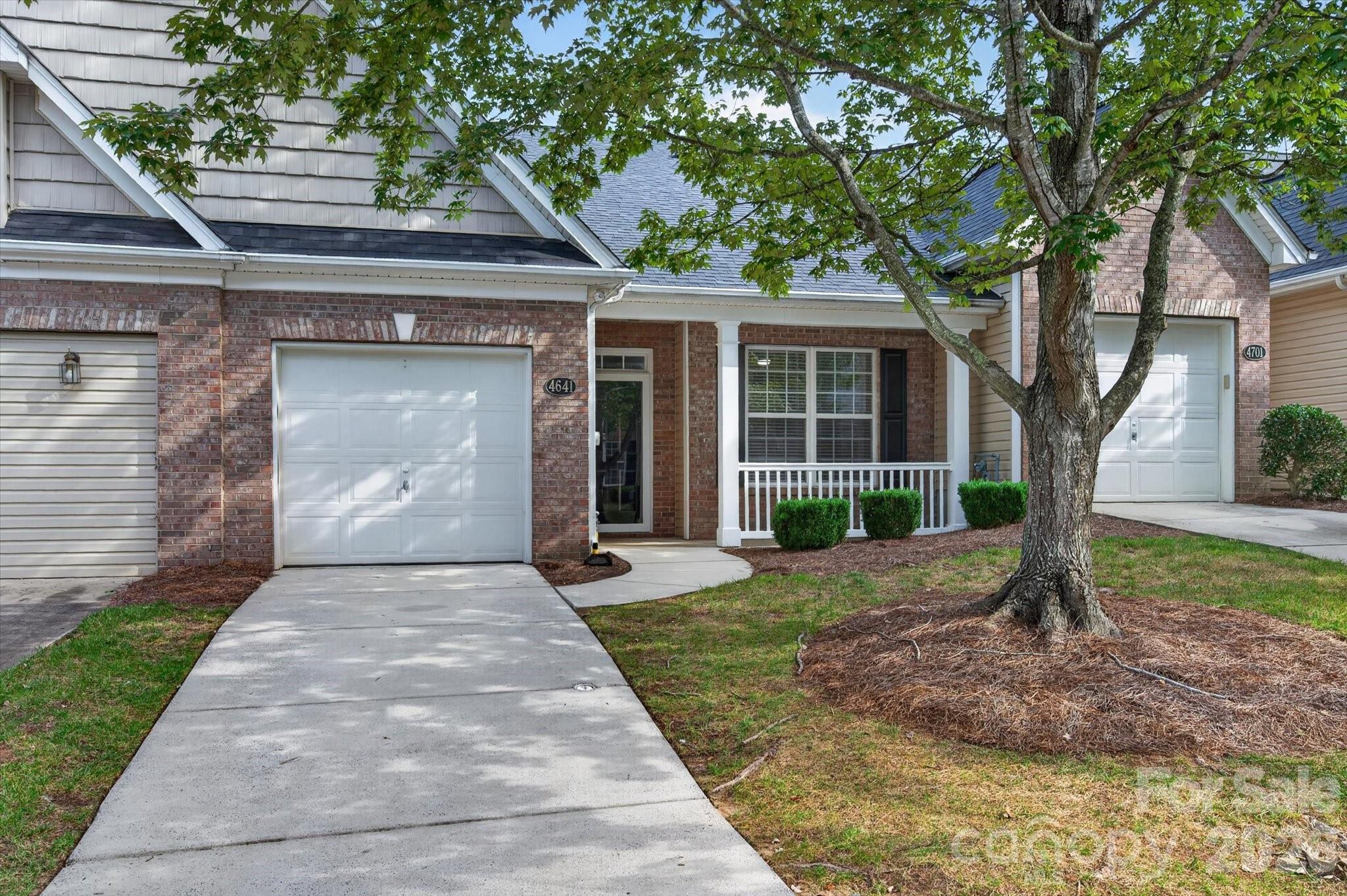 4641 Willow Glen Road