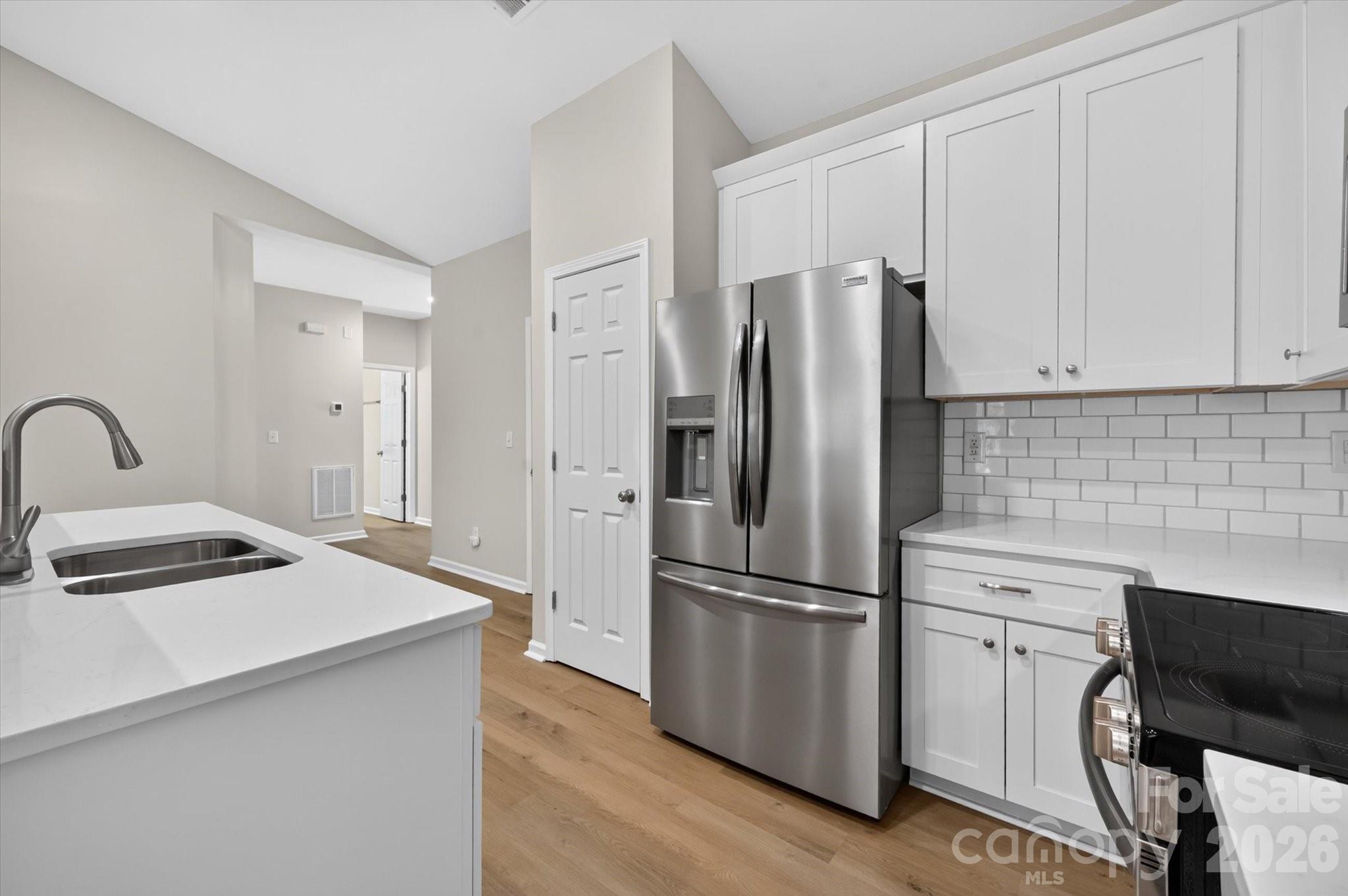 4641 Willow Glen Road