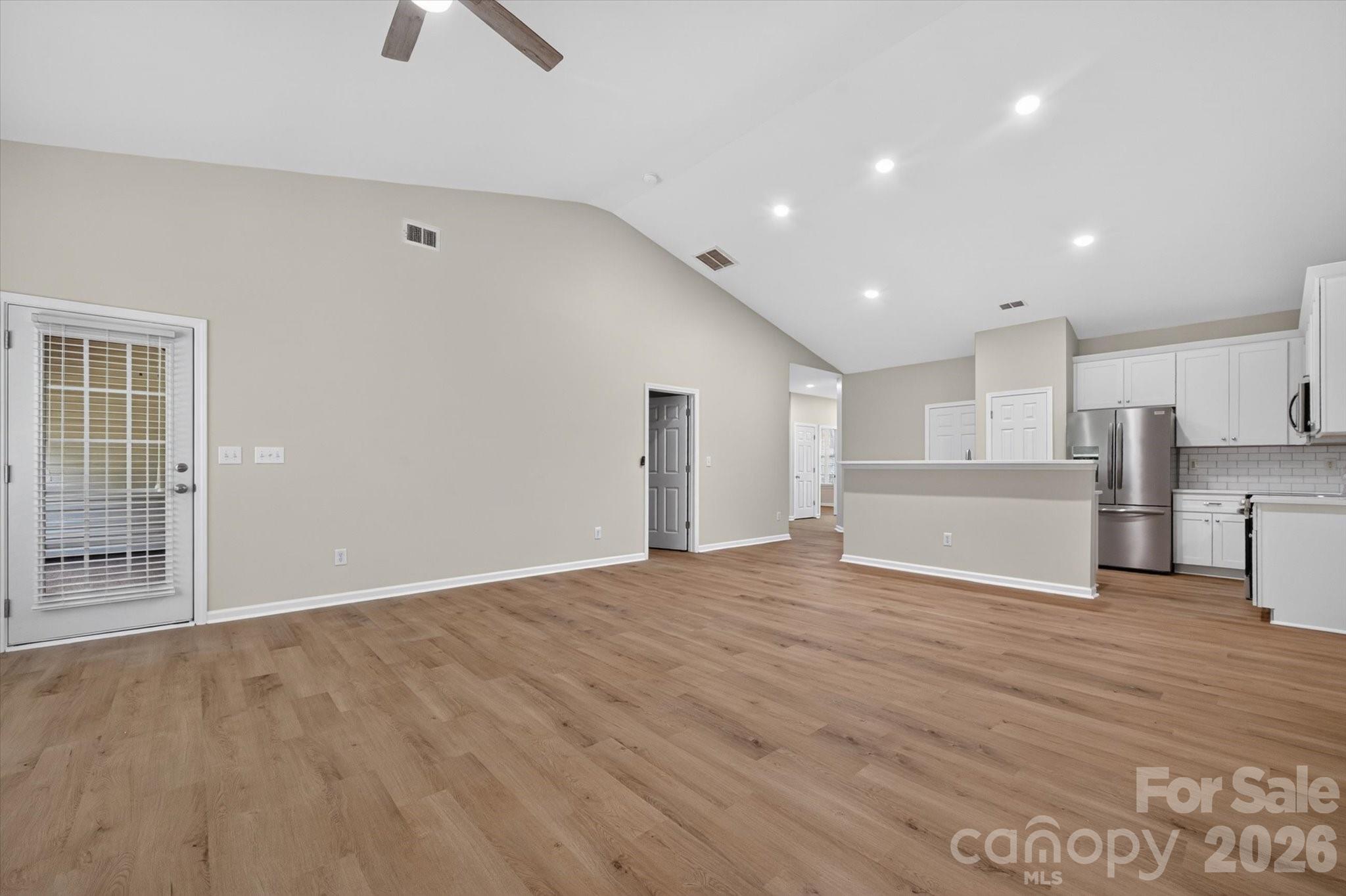 4641 Willow Glen Road