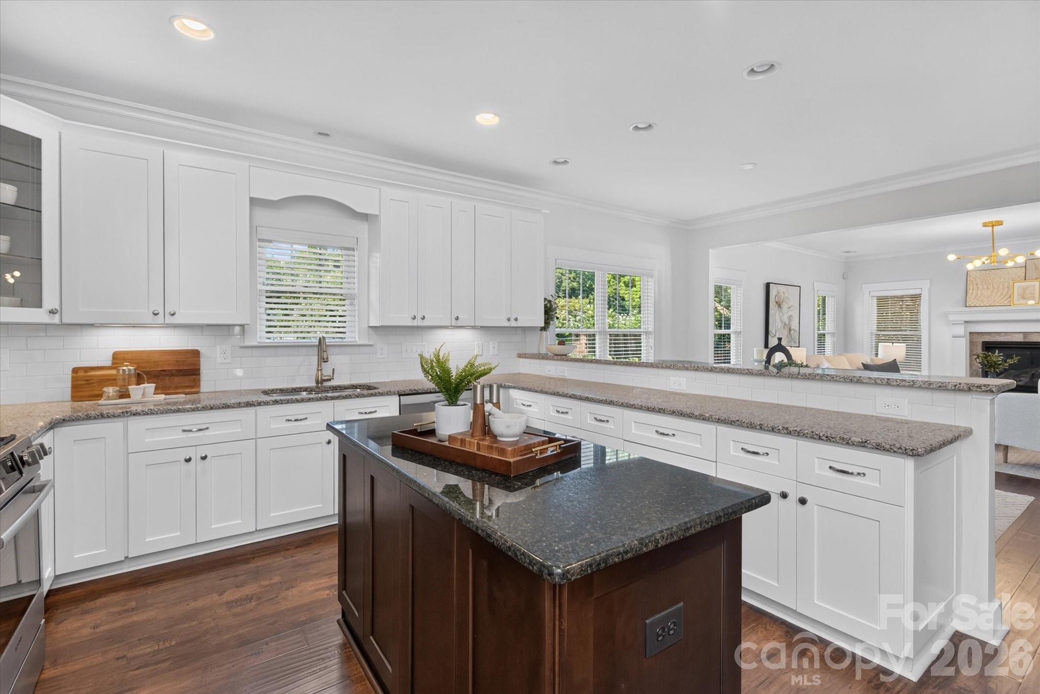 2562 Roseview Lane