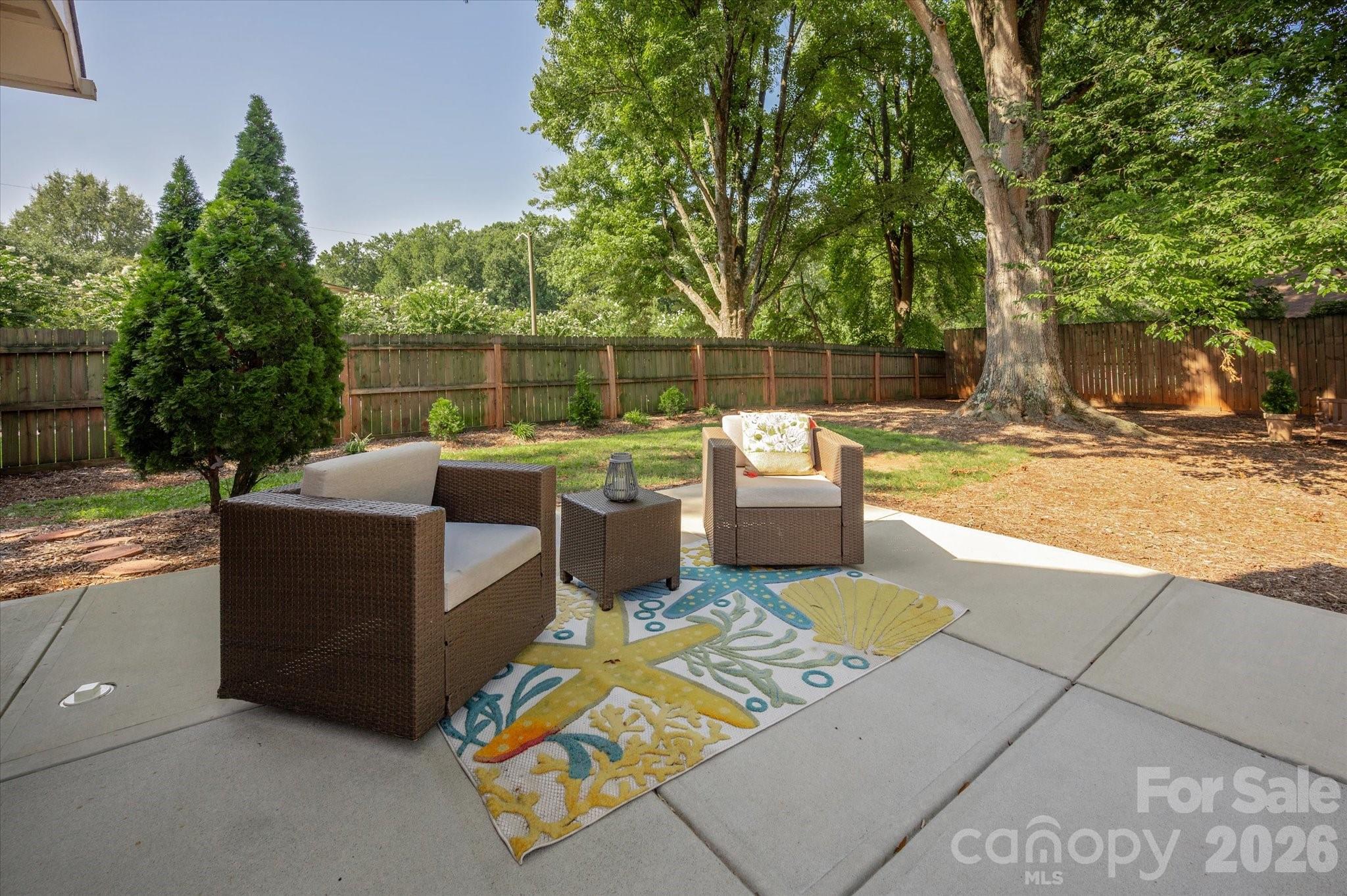 2562 Roseview Lane