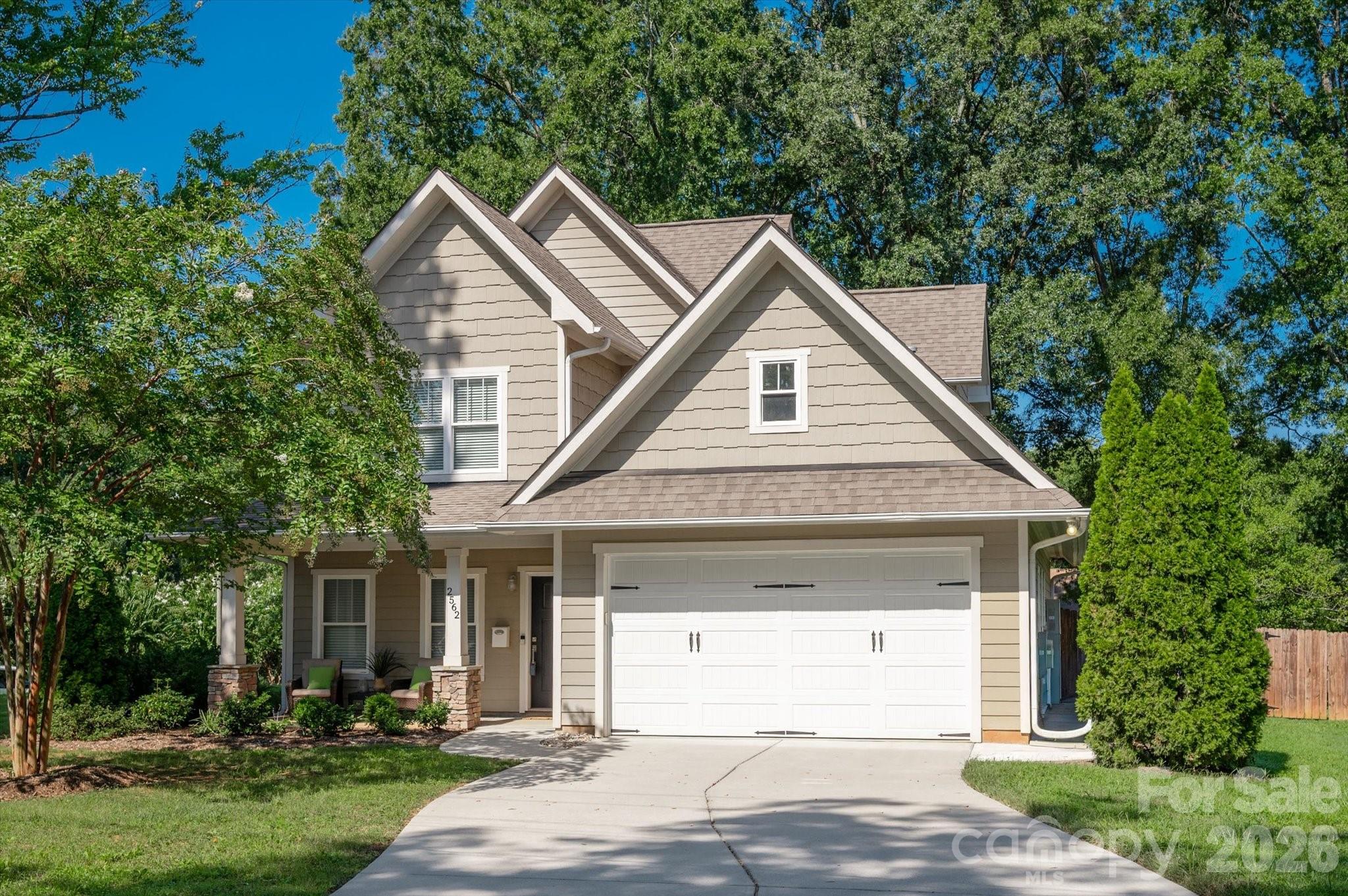 2562 Roseview Lane