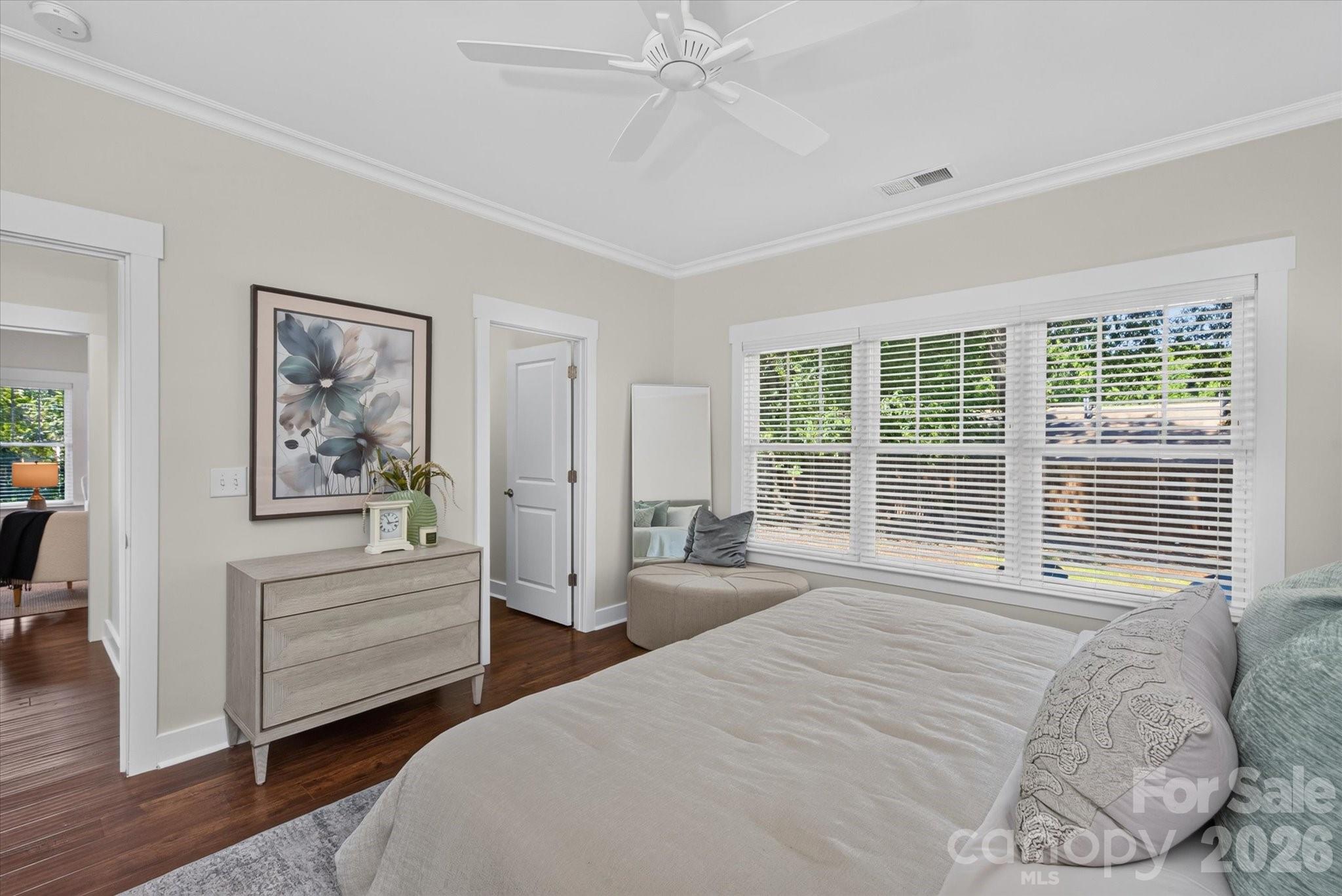 2562 Roseview Lane