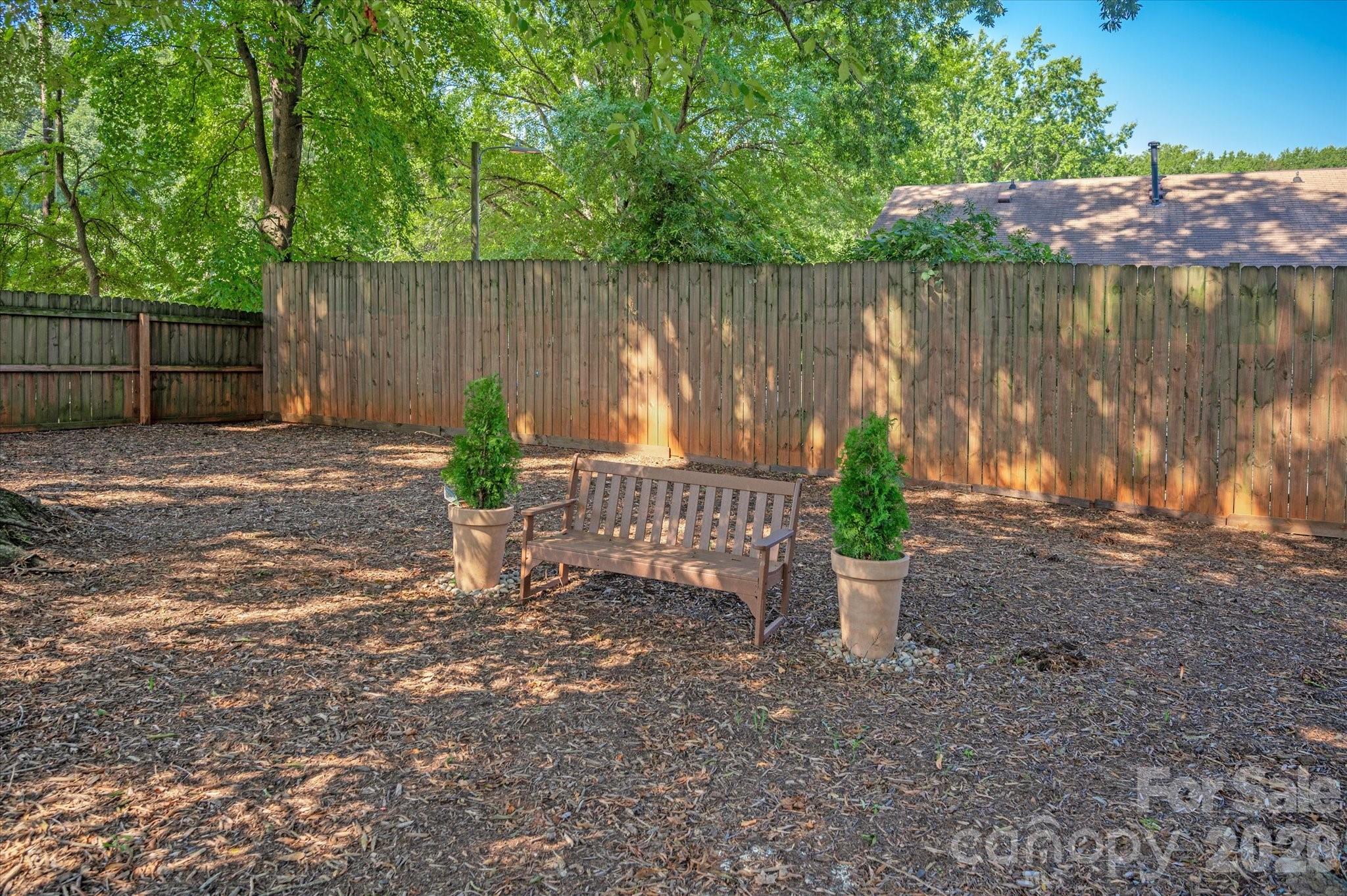 2562 Roseview Lane