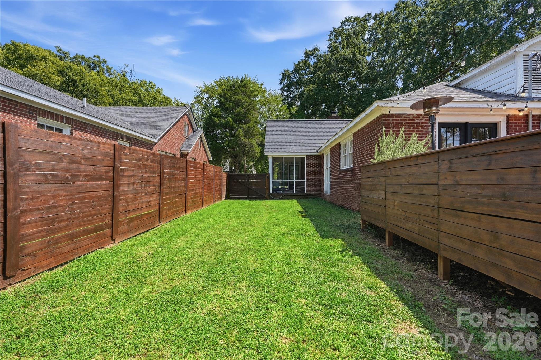 700 Woodruff Place