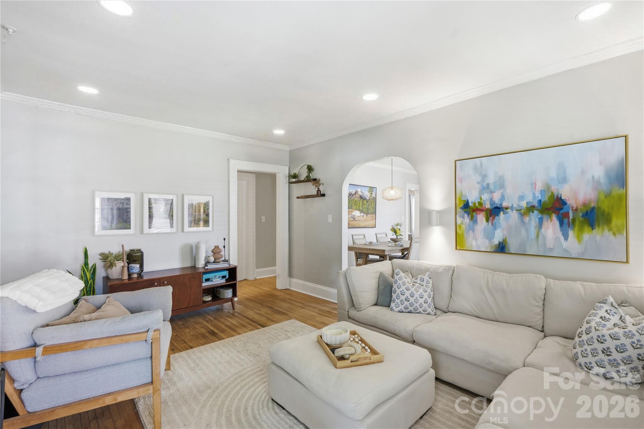 700 Woodruff Place