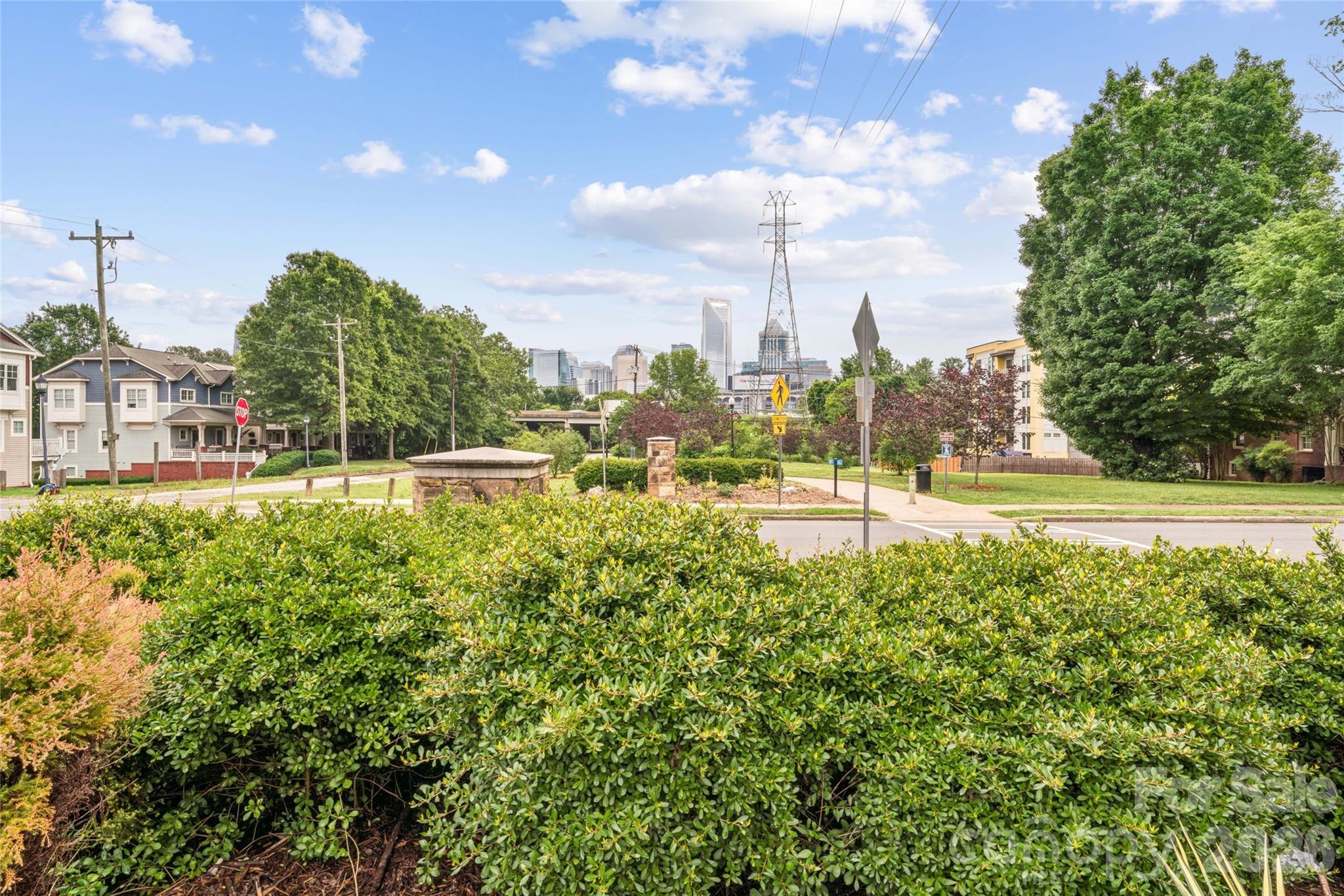700 Woodruff Place