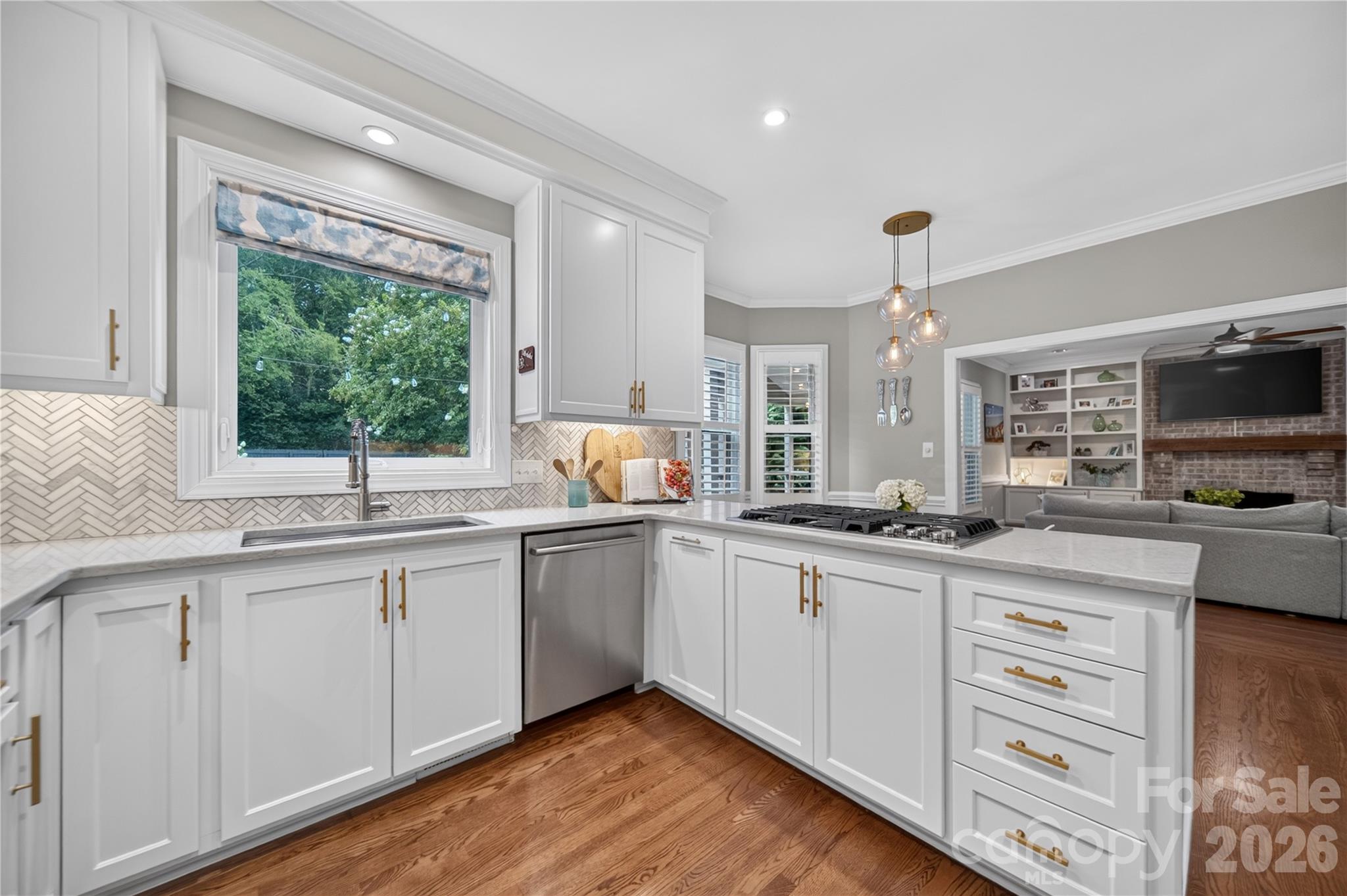 6709 Alexandria Lane