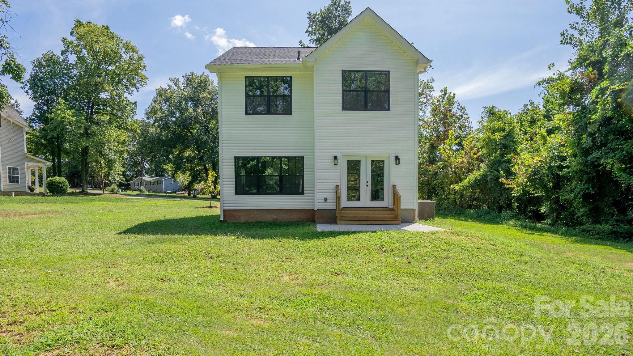 2519 Boulder Lane