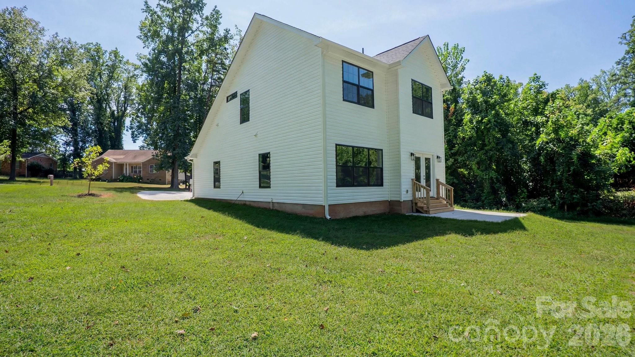 2519 Boulder Lane