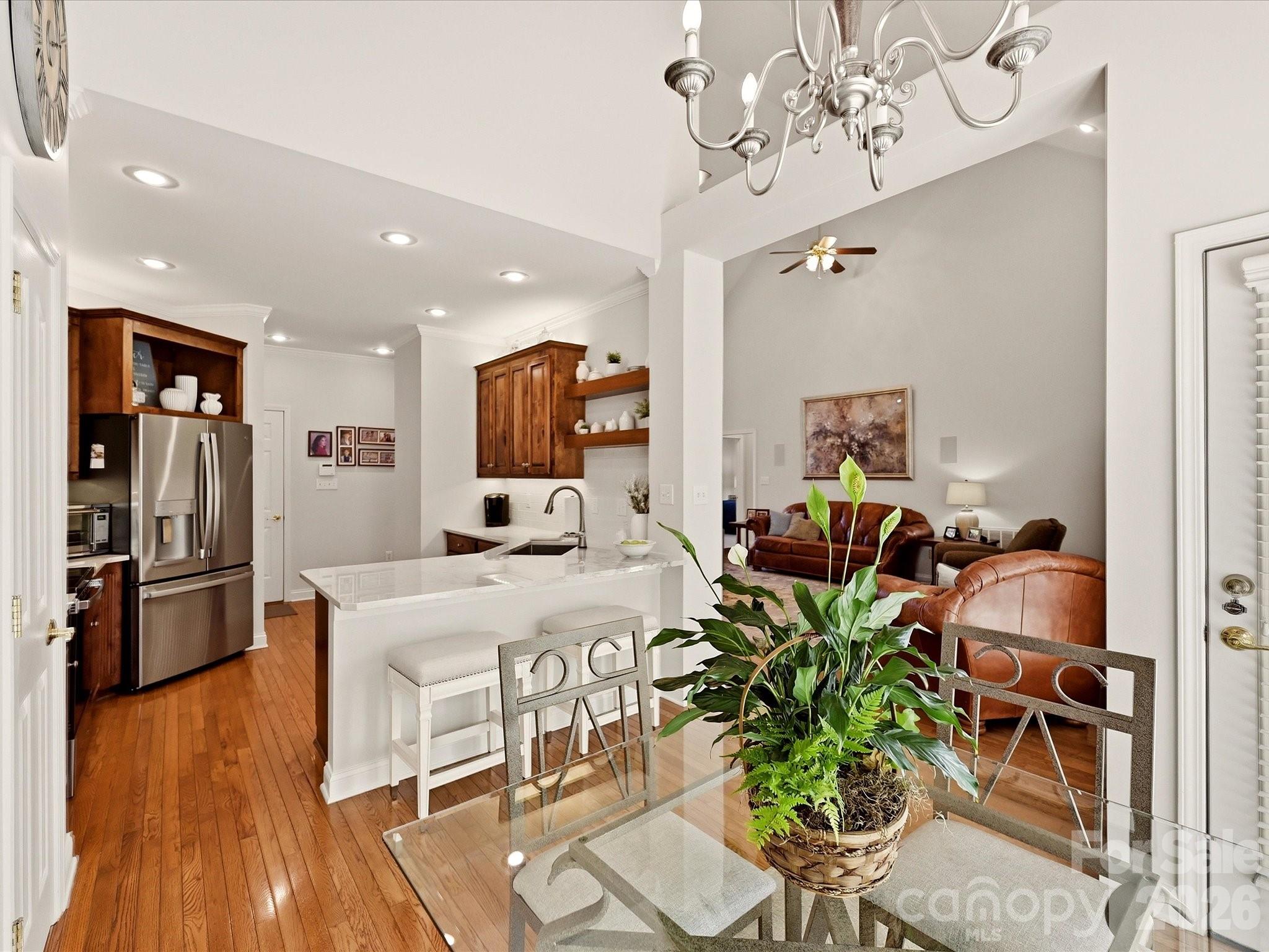 5125 WALNUT GROVE Court