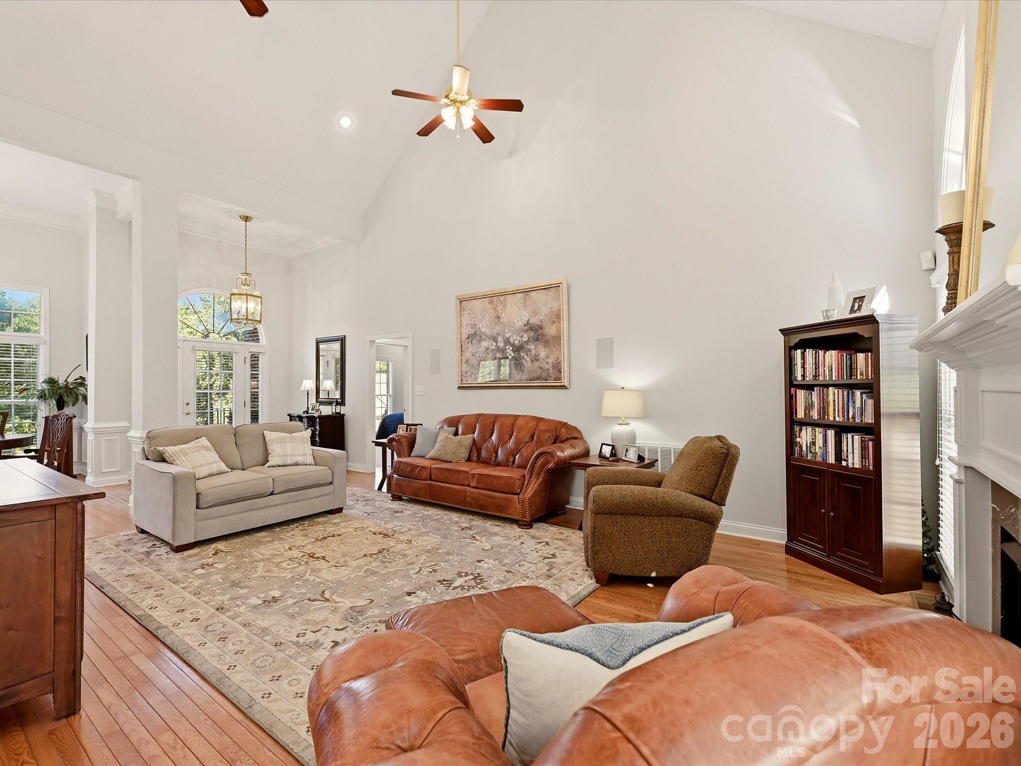 5125 WALNUT GROVE Court