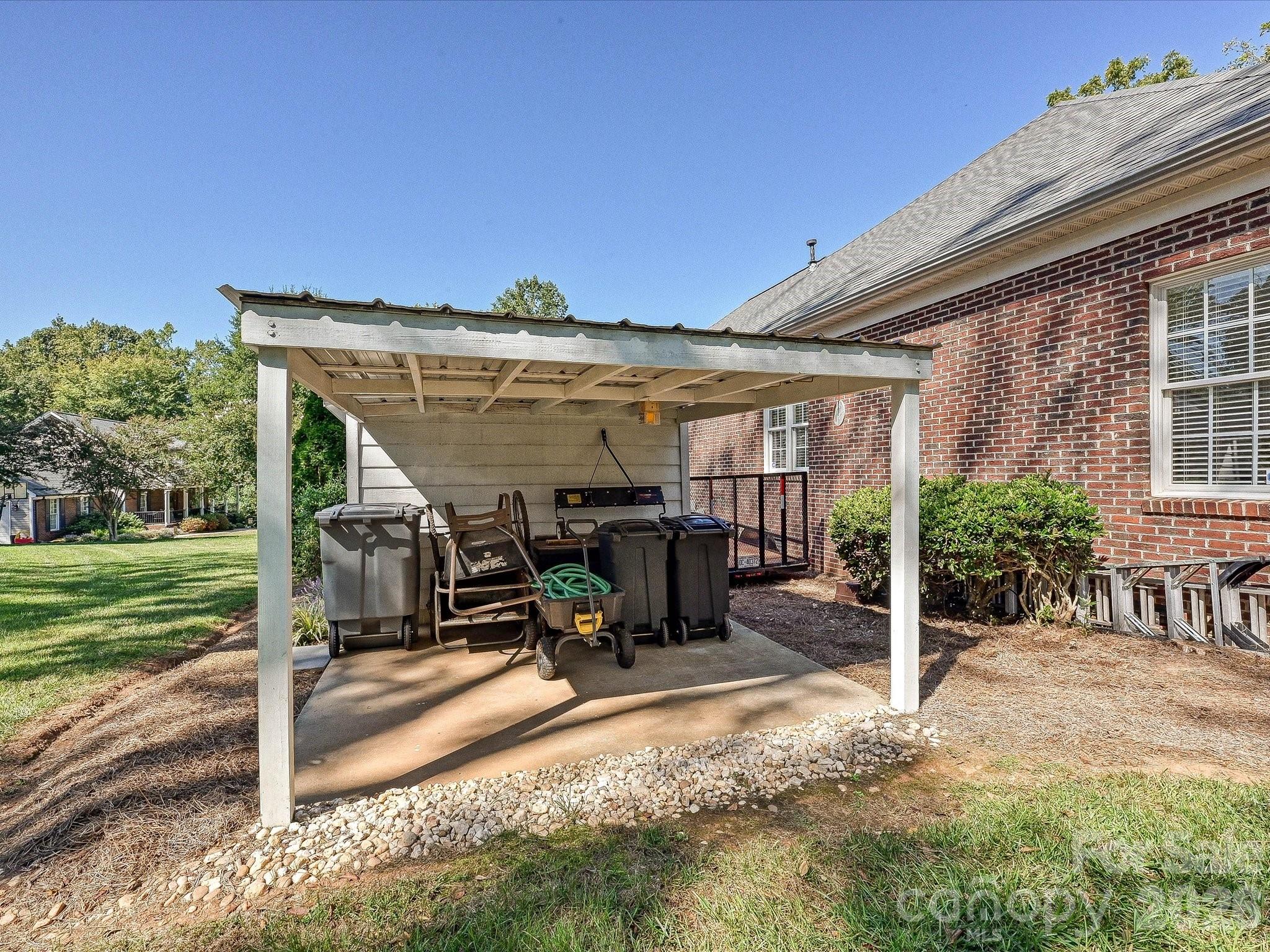 5125 WALNUT GROVE Court