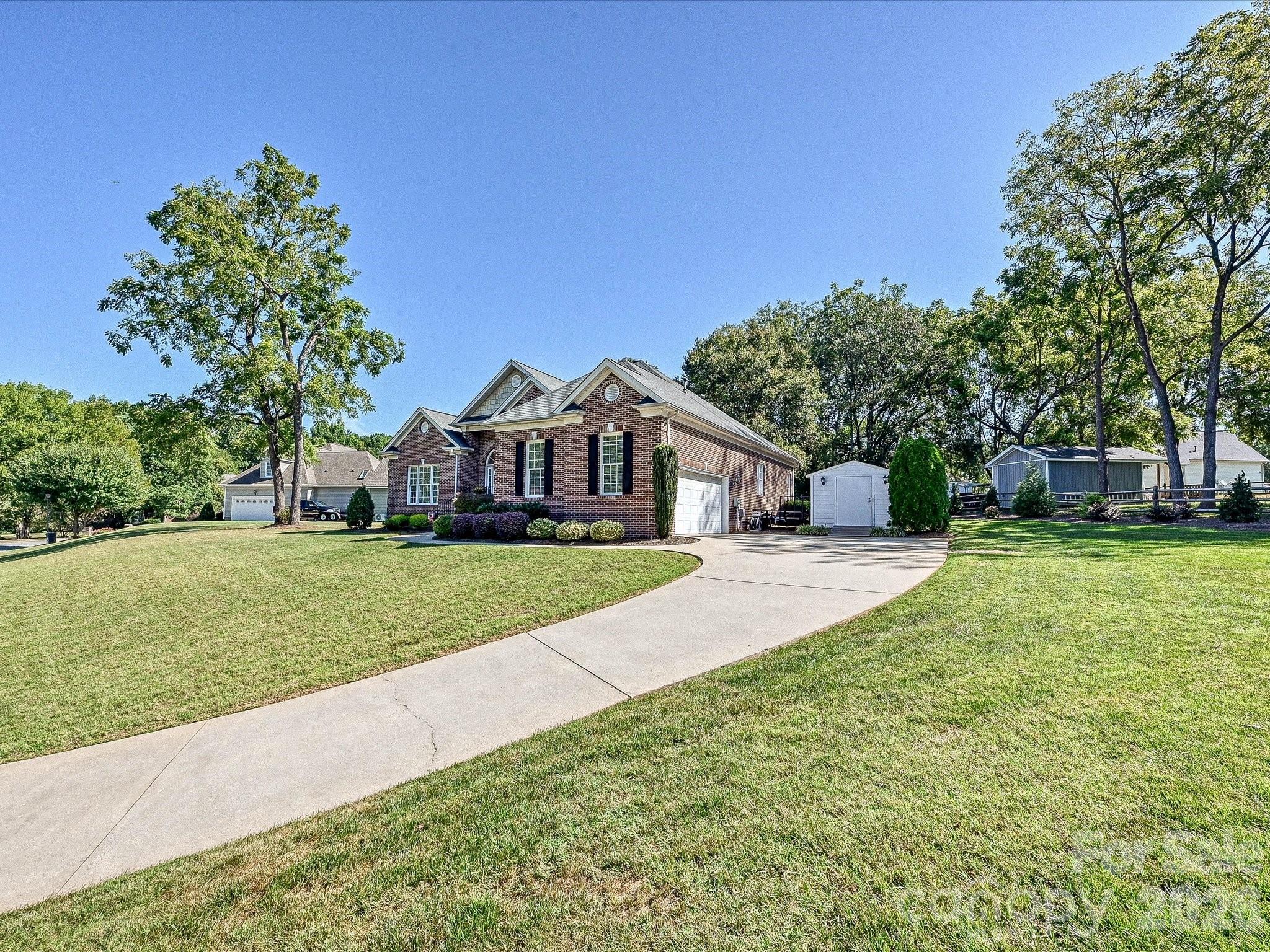 5125 WALNUT GROVE Court