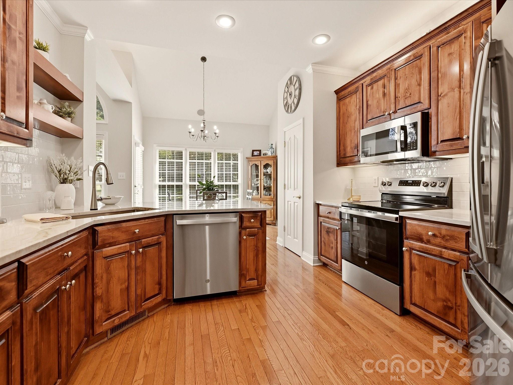 5125 WALNUT GROVE Court