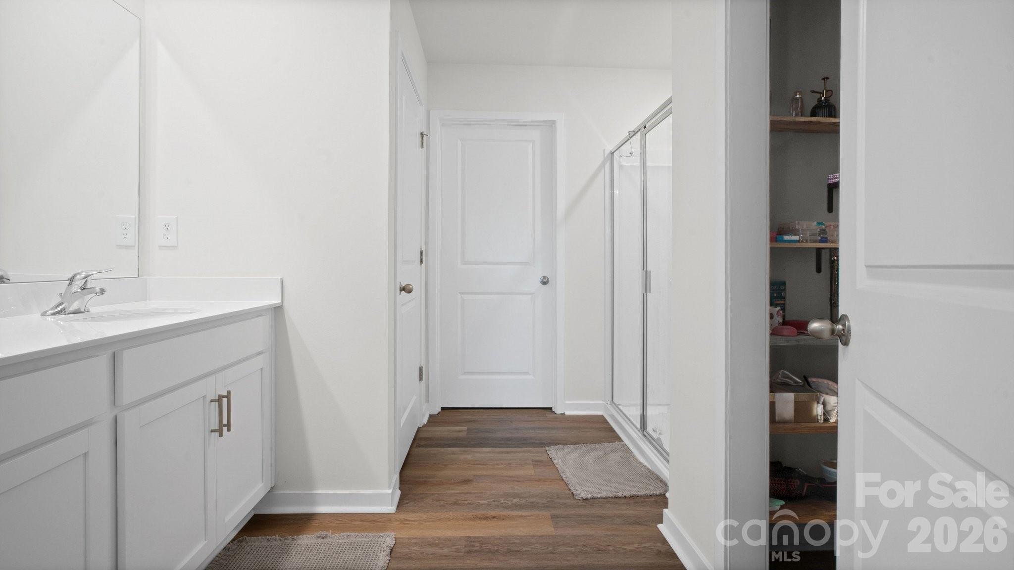 3450 Buck Court