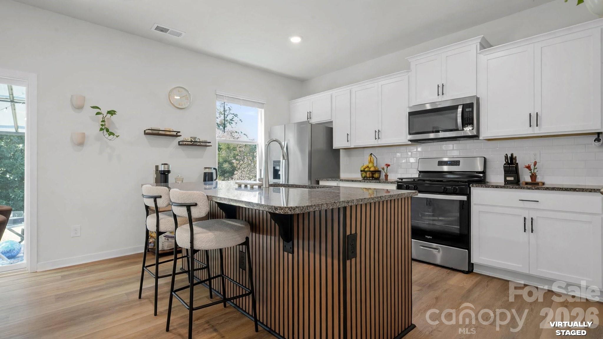 3450 Buck Court