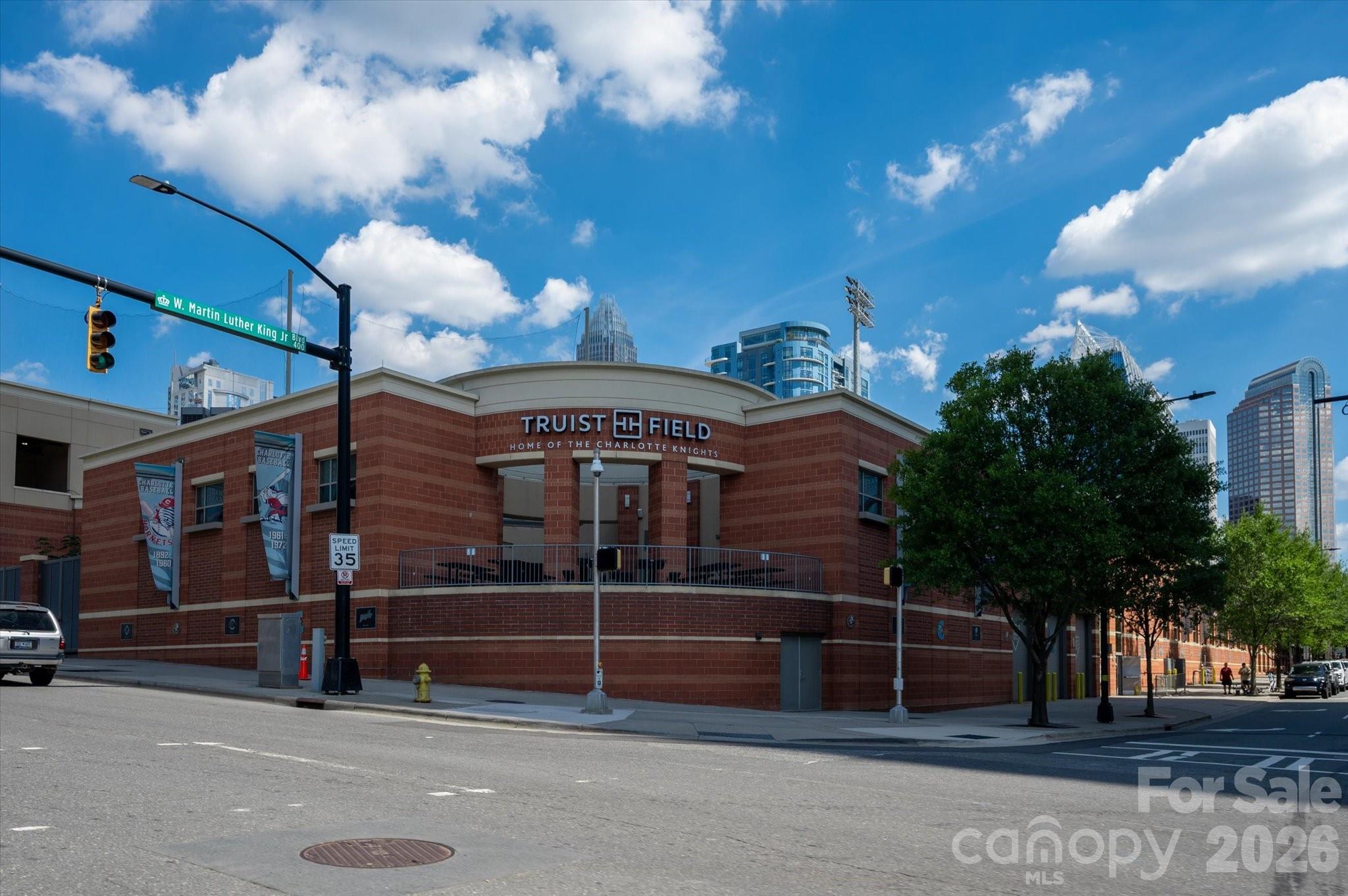333 W Trade Street Unit: 2005