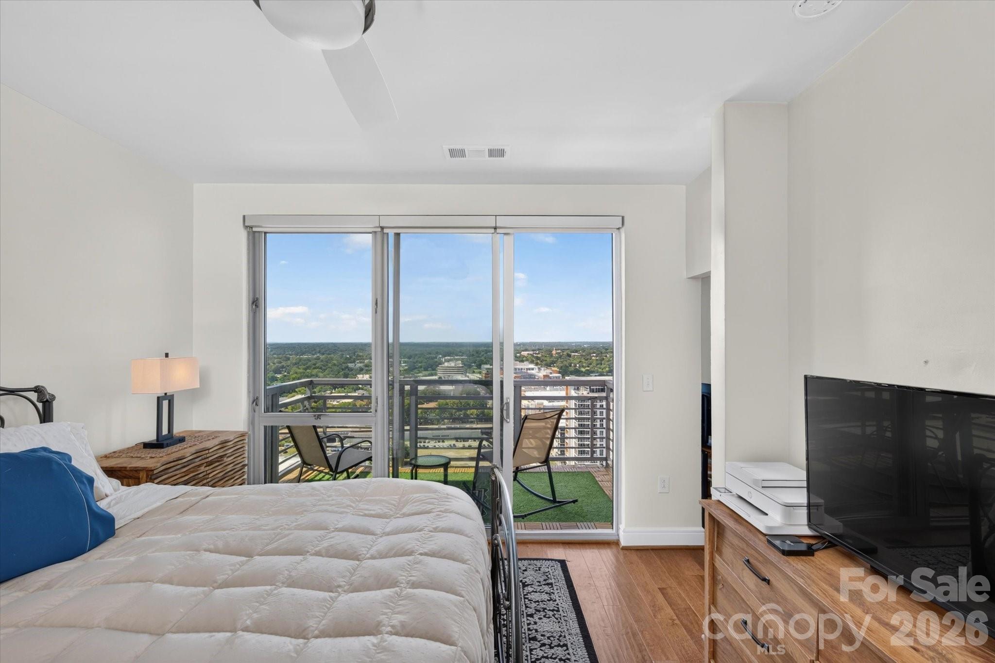 333 W Trade Street Unit: 2005