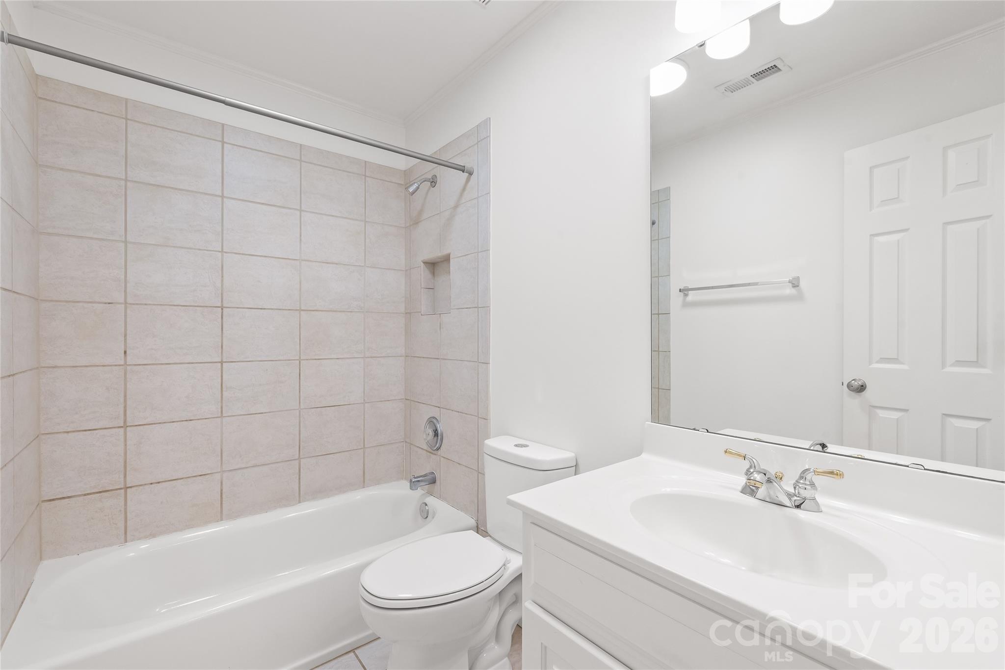 17125 Laurel Walk Court