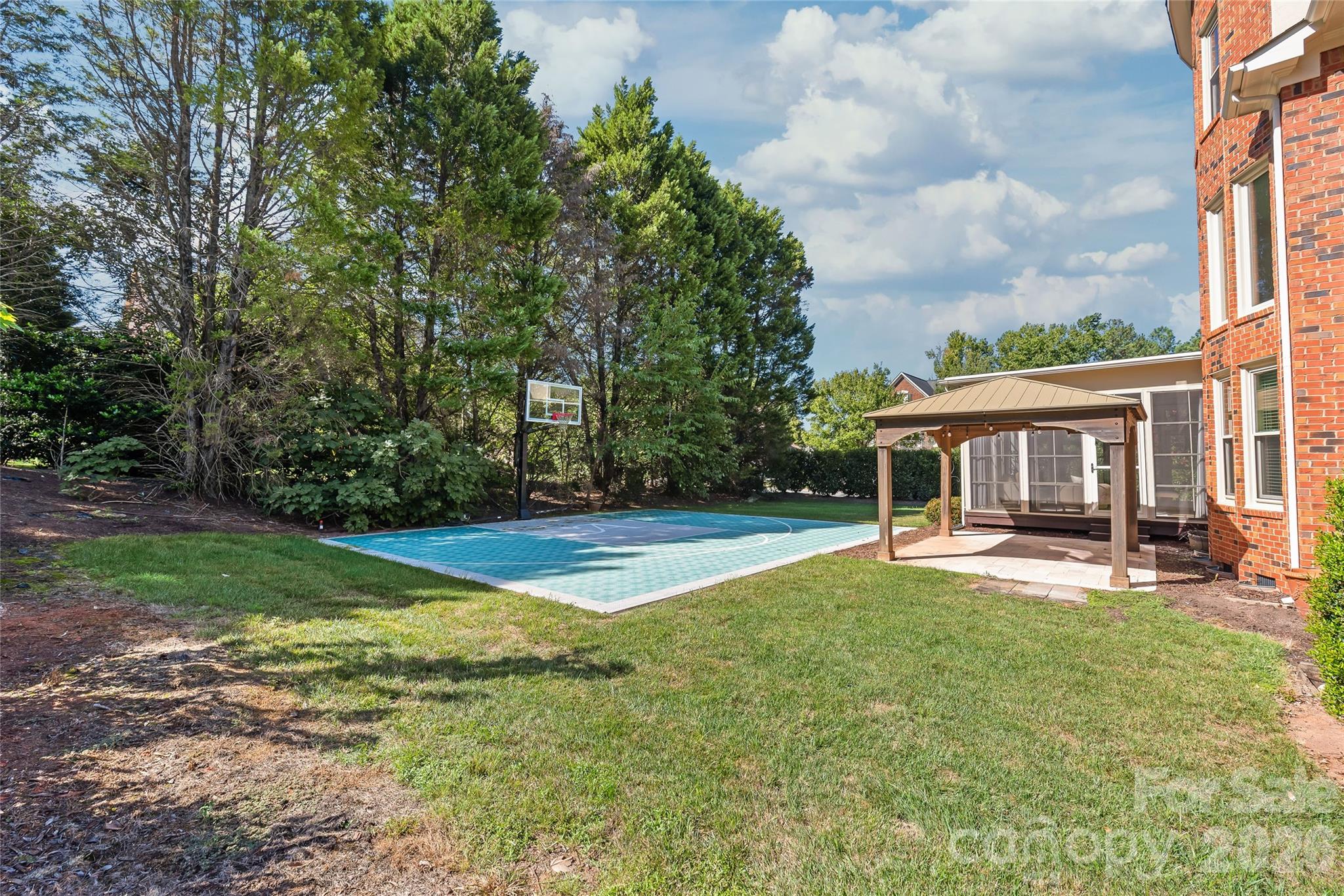 17125 Laurel Walk Court