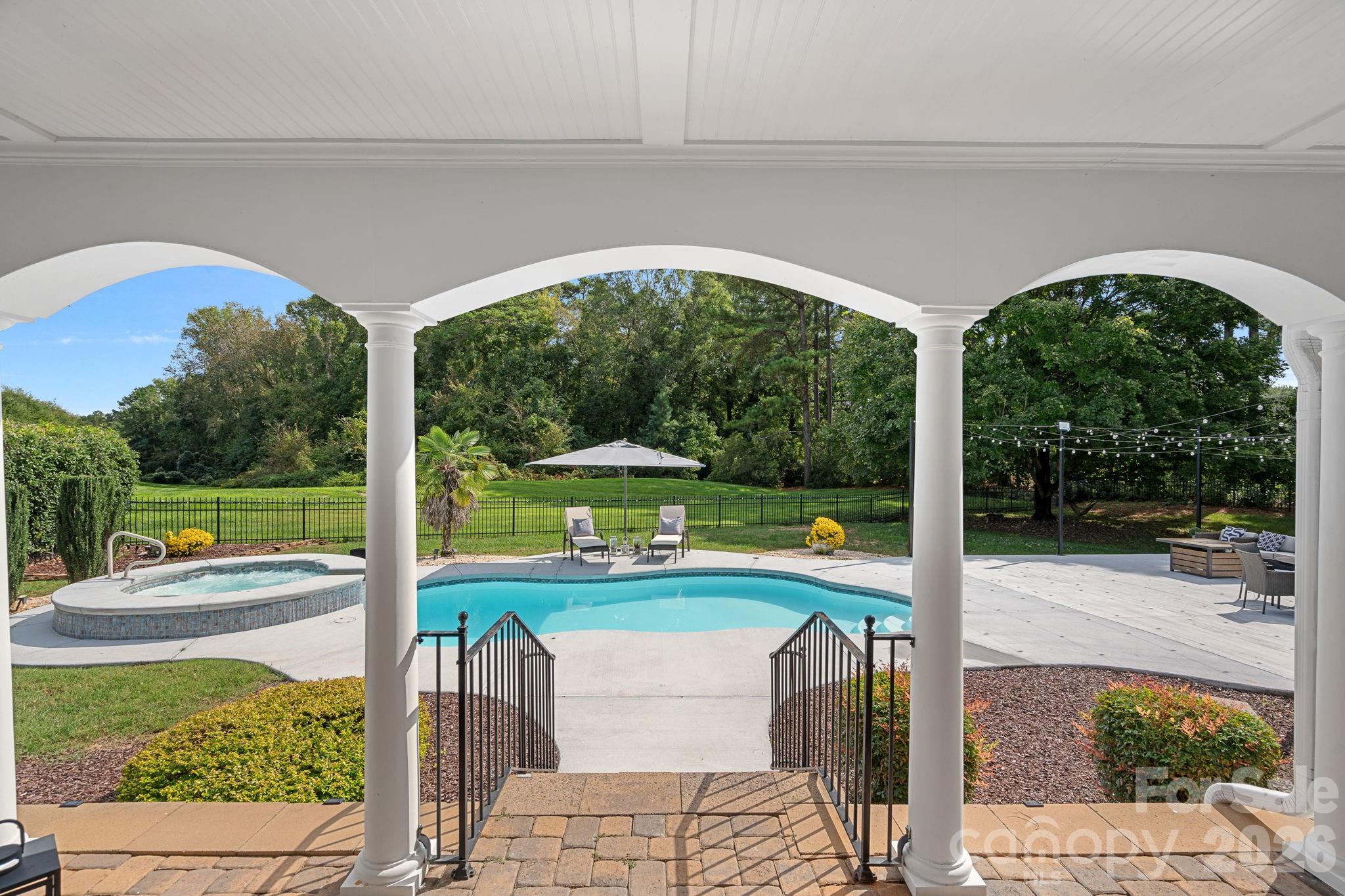 18806 Boundary Oaks Court