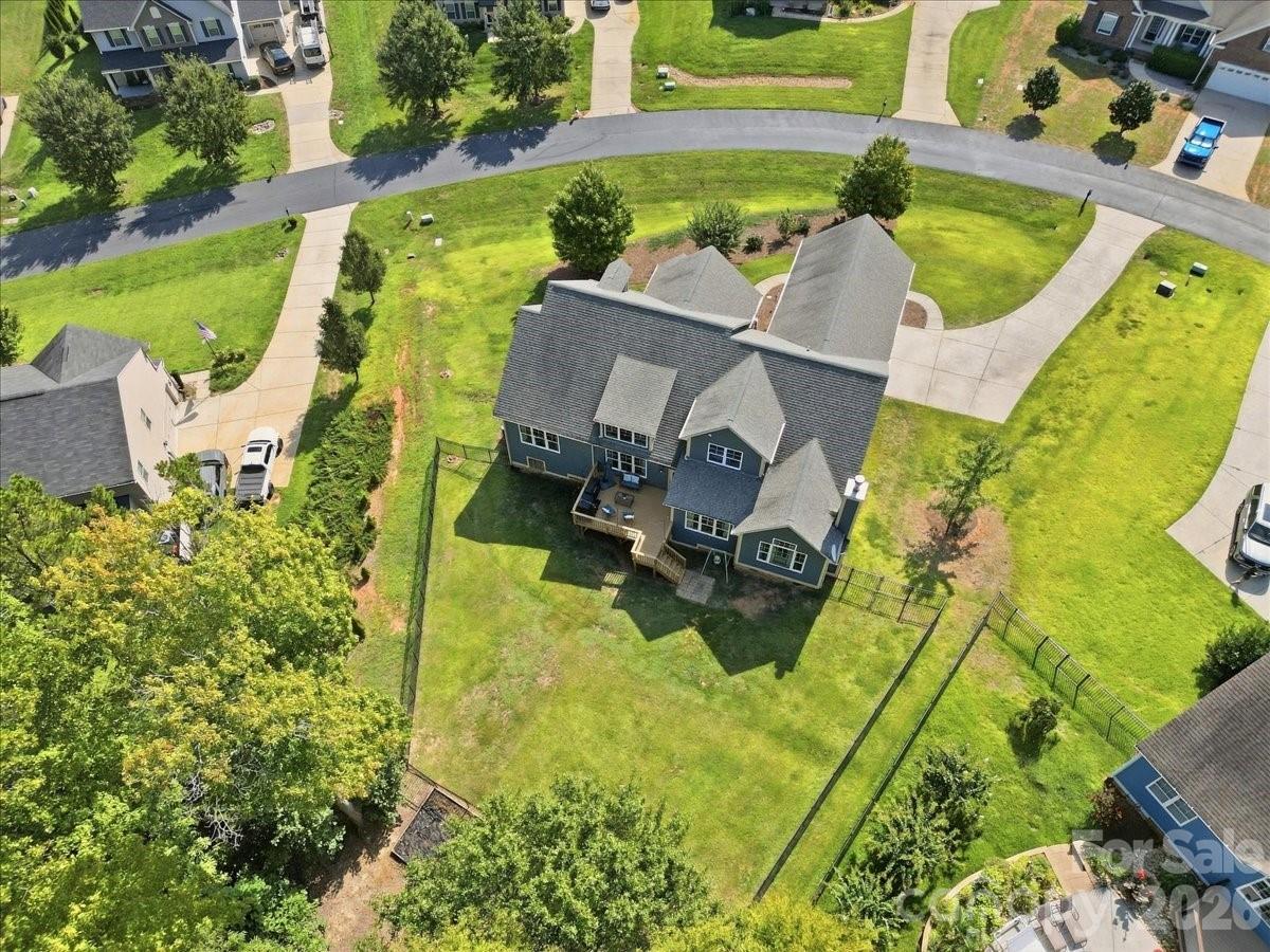 6967 Pin Oaks Drive