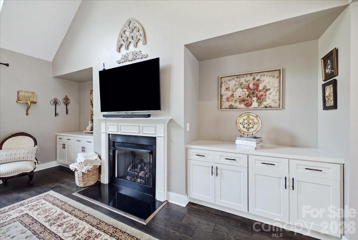 6967 Pin Oaks Drive
