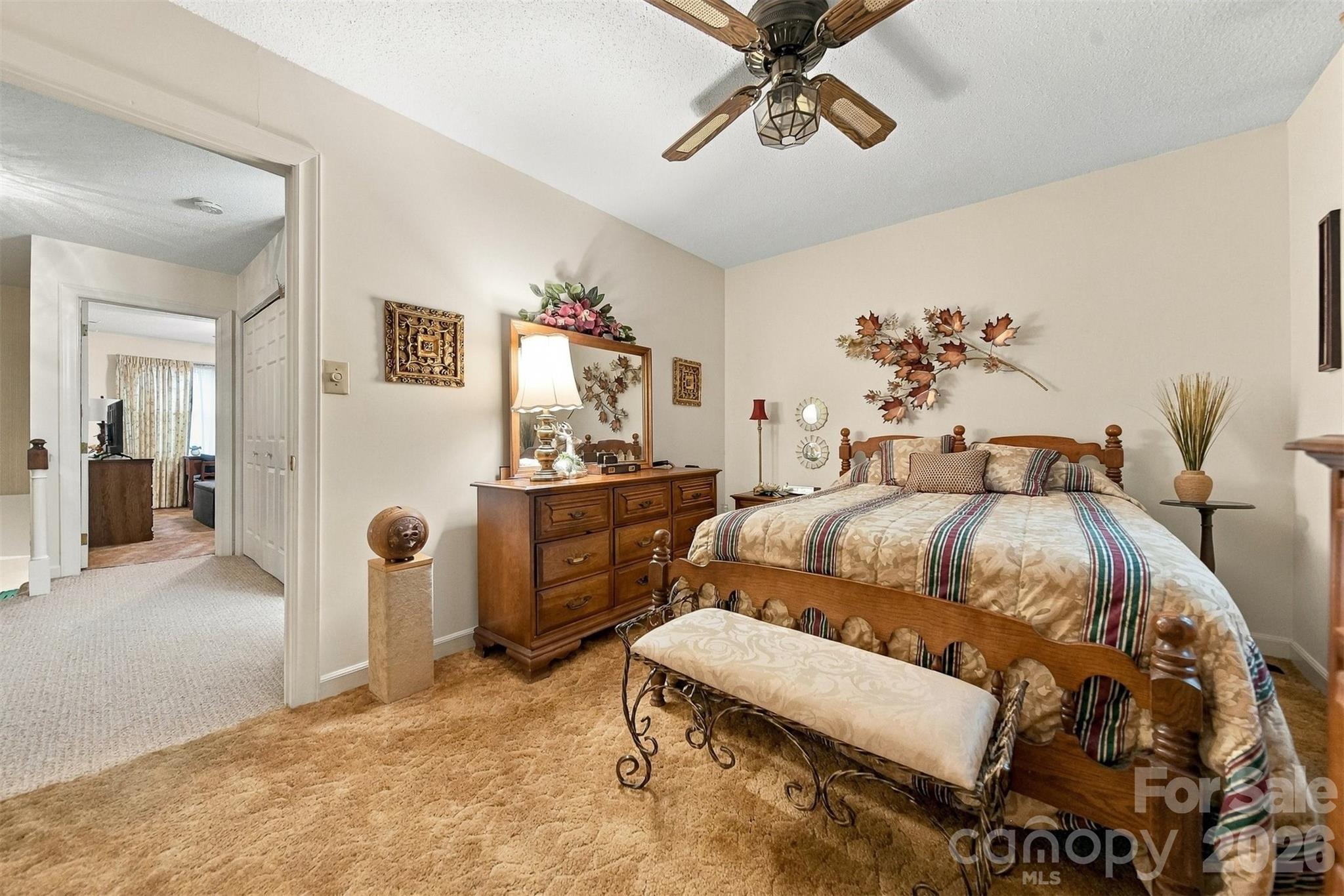 2705 N Center Street Unit: 37