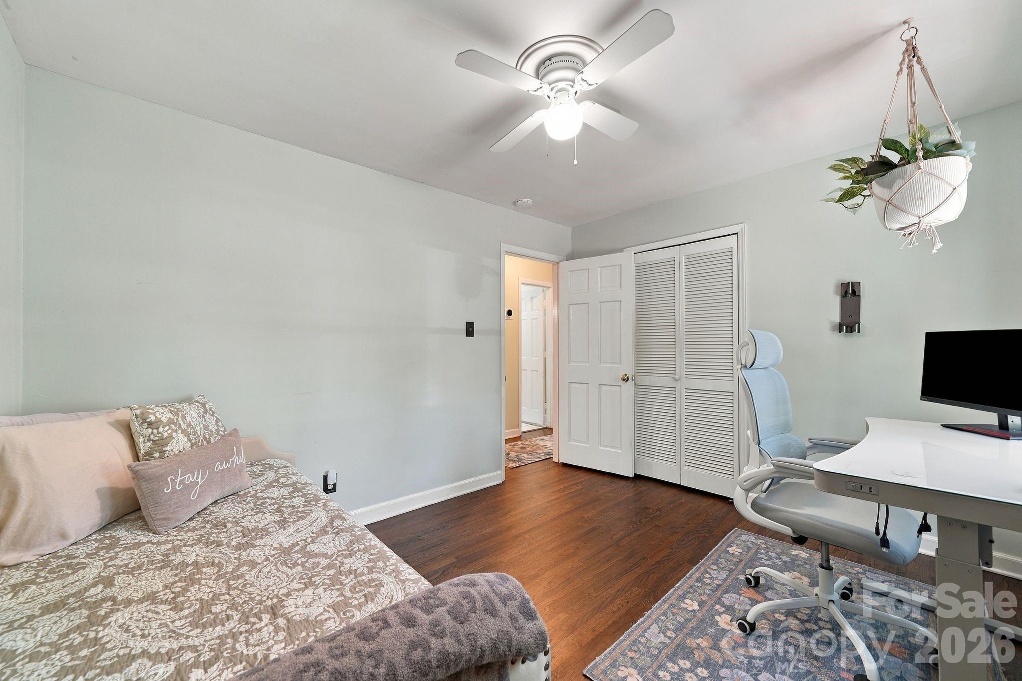 912 Tally Ho Court