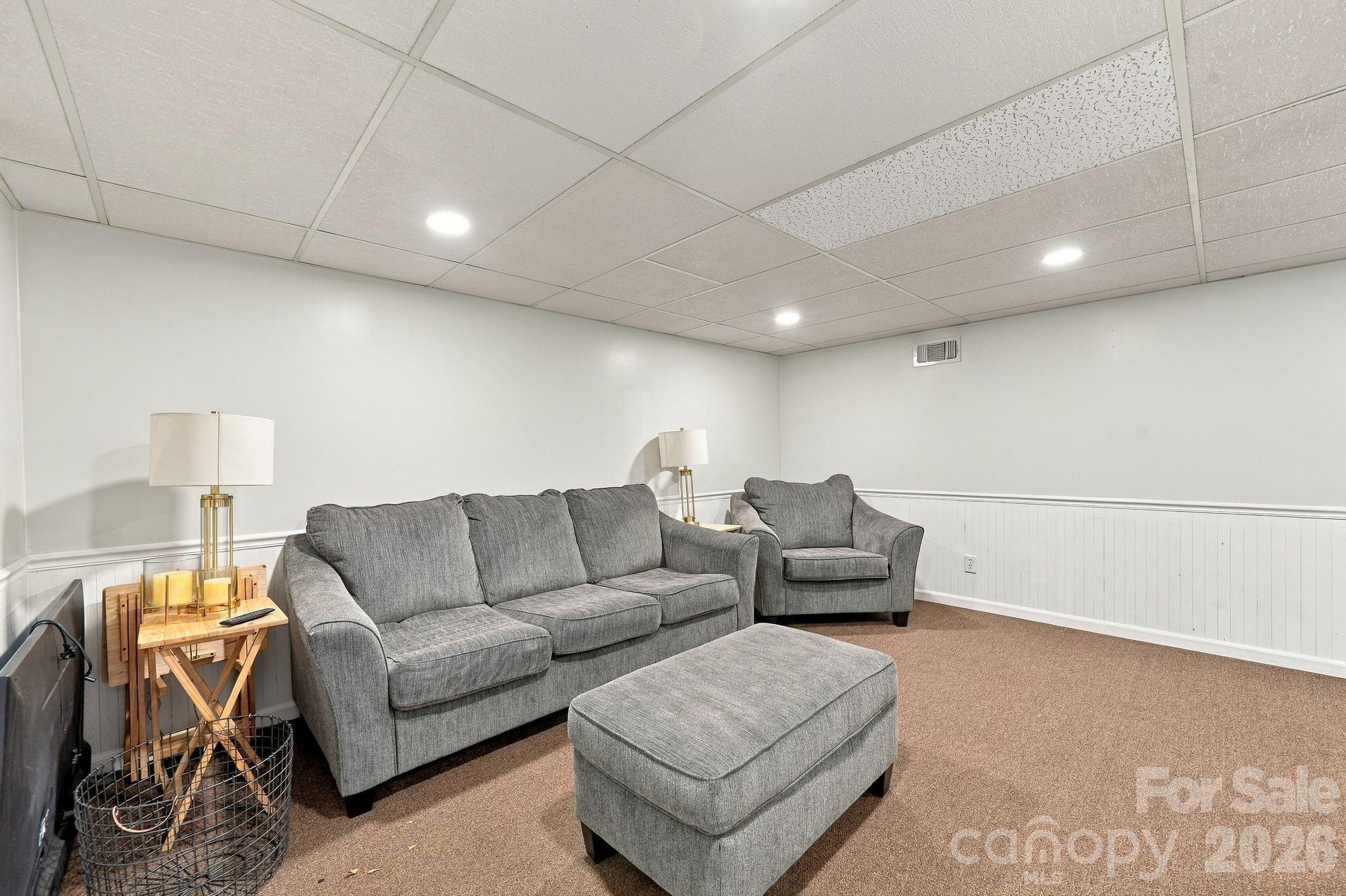 912 Tally Ho Court