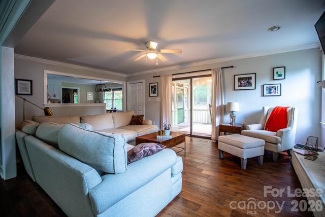 4011 Windwood Circle