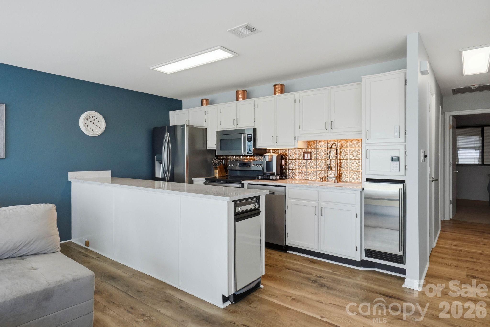 4721 Morehead Road Unit: 202