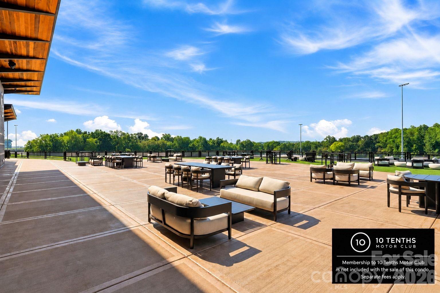 4721 Morehead Road Unit: 202