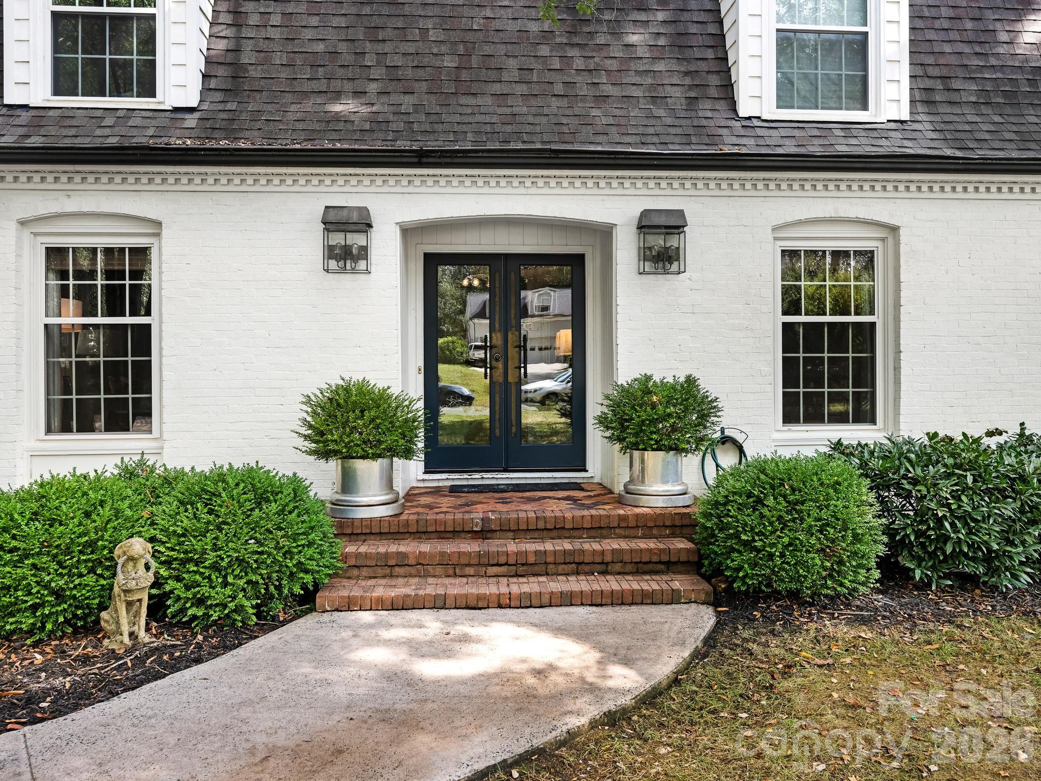 2516 Handley Place