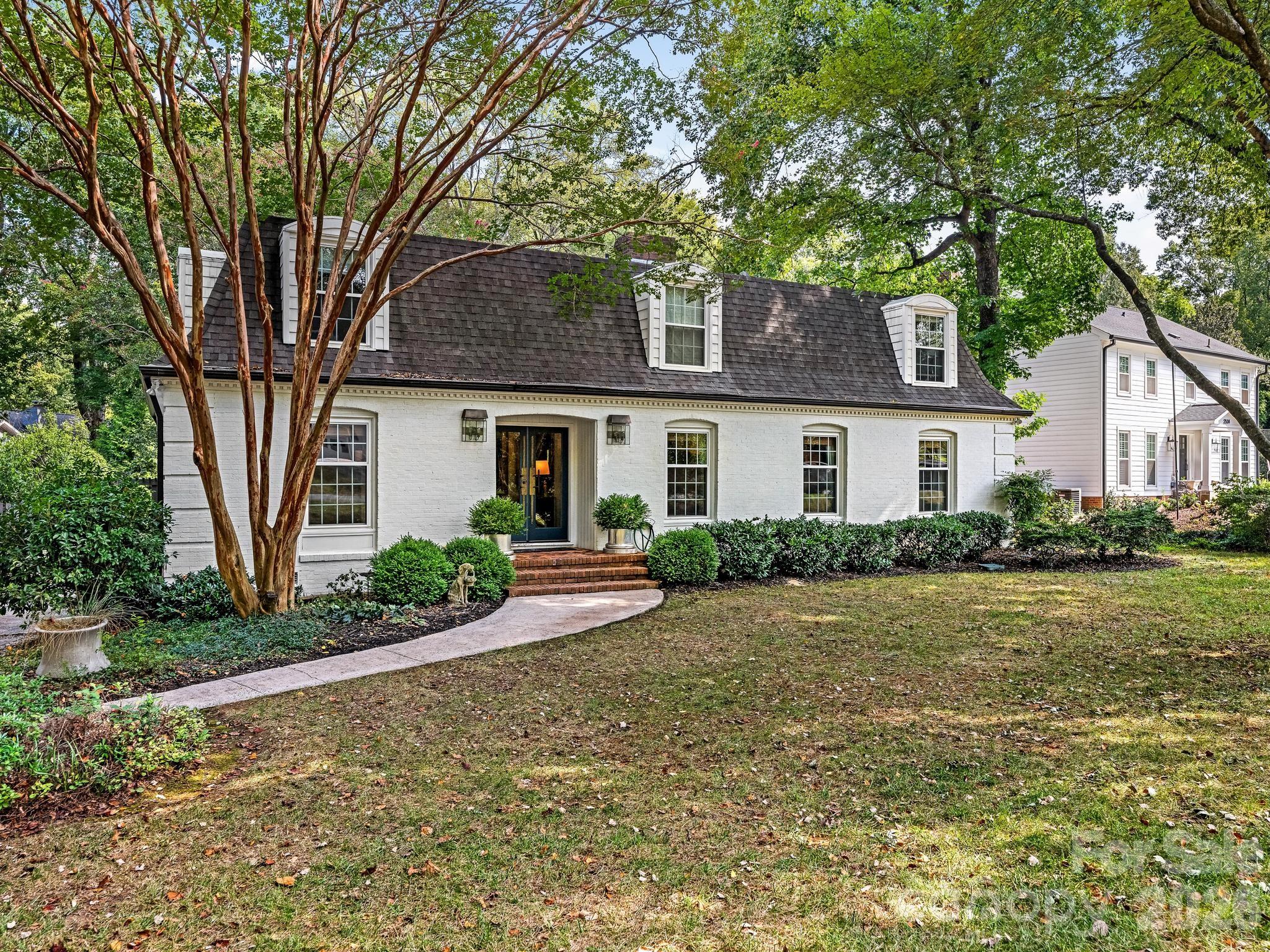 2516 Handley Place