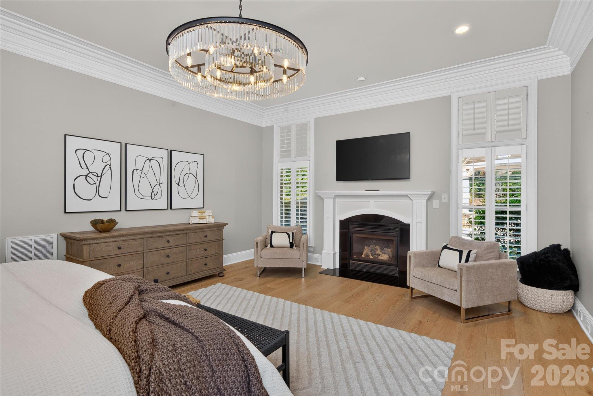 1617 Lookout Circle