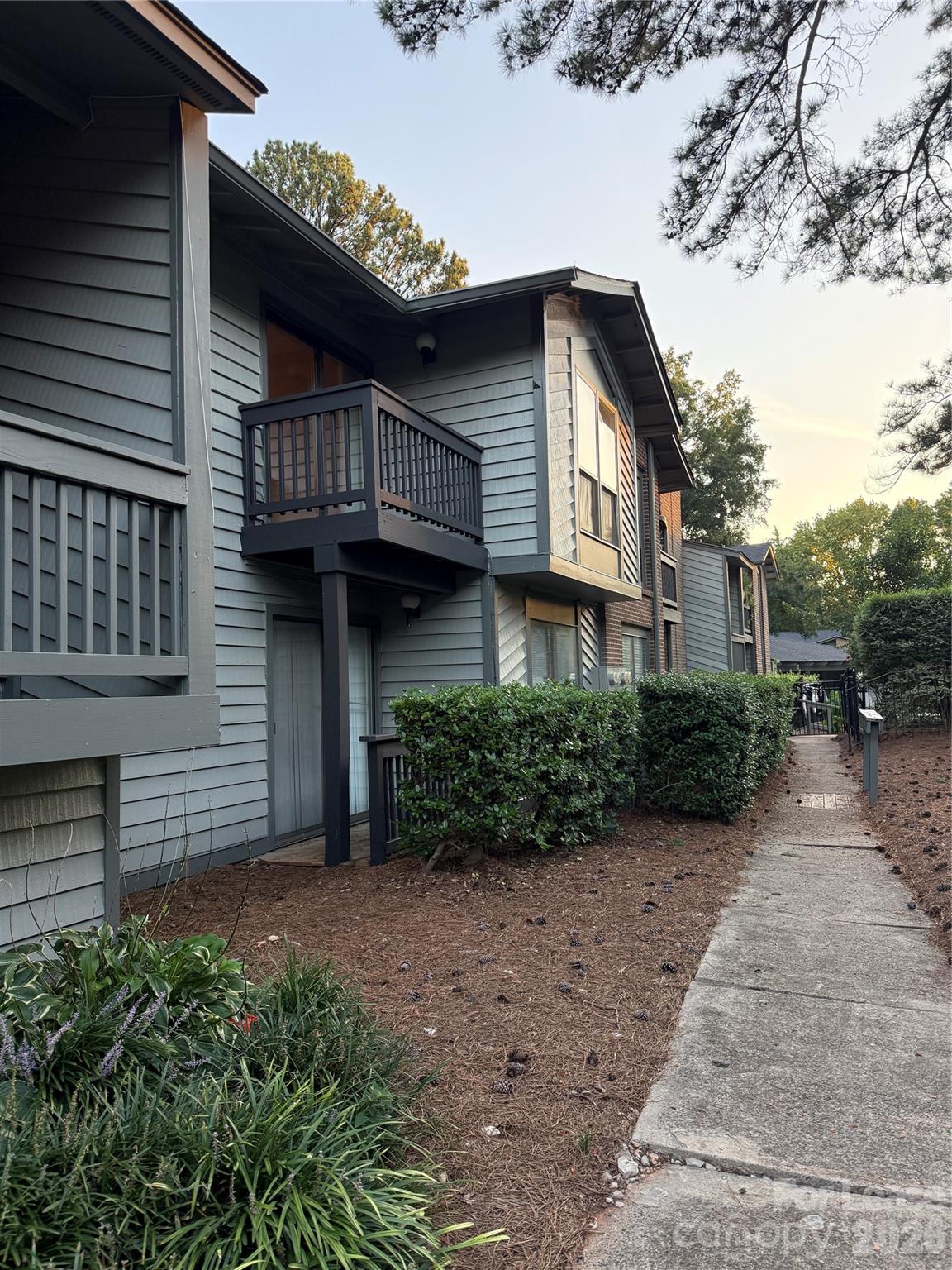 5020 Sardis Road Unit: L