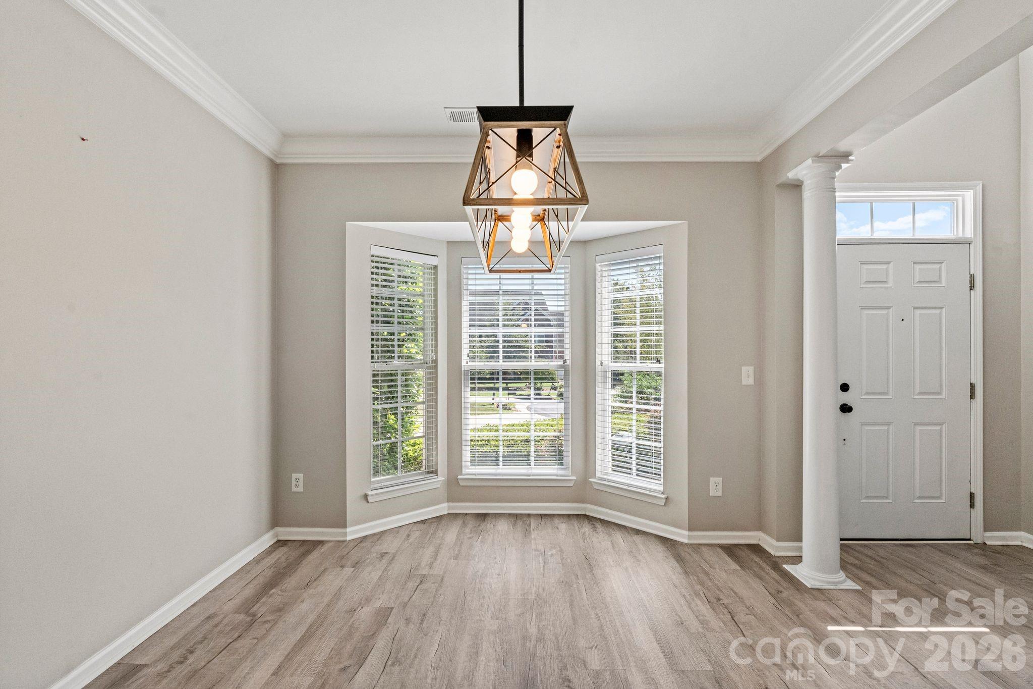 7702 Antique Circle