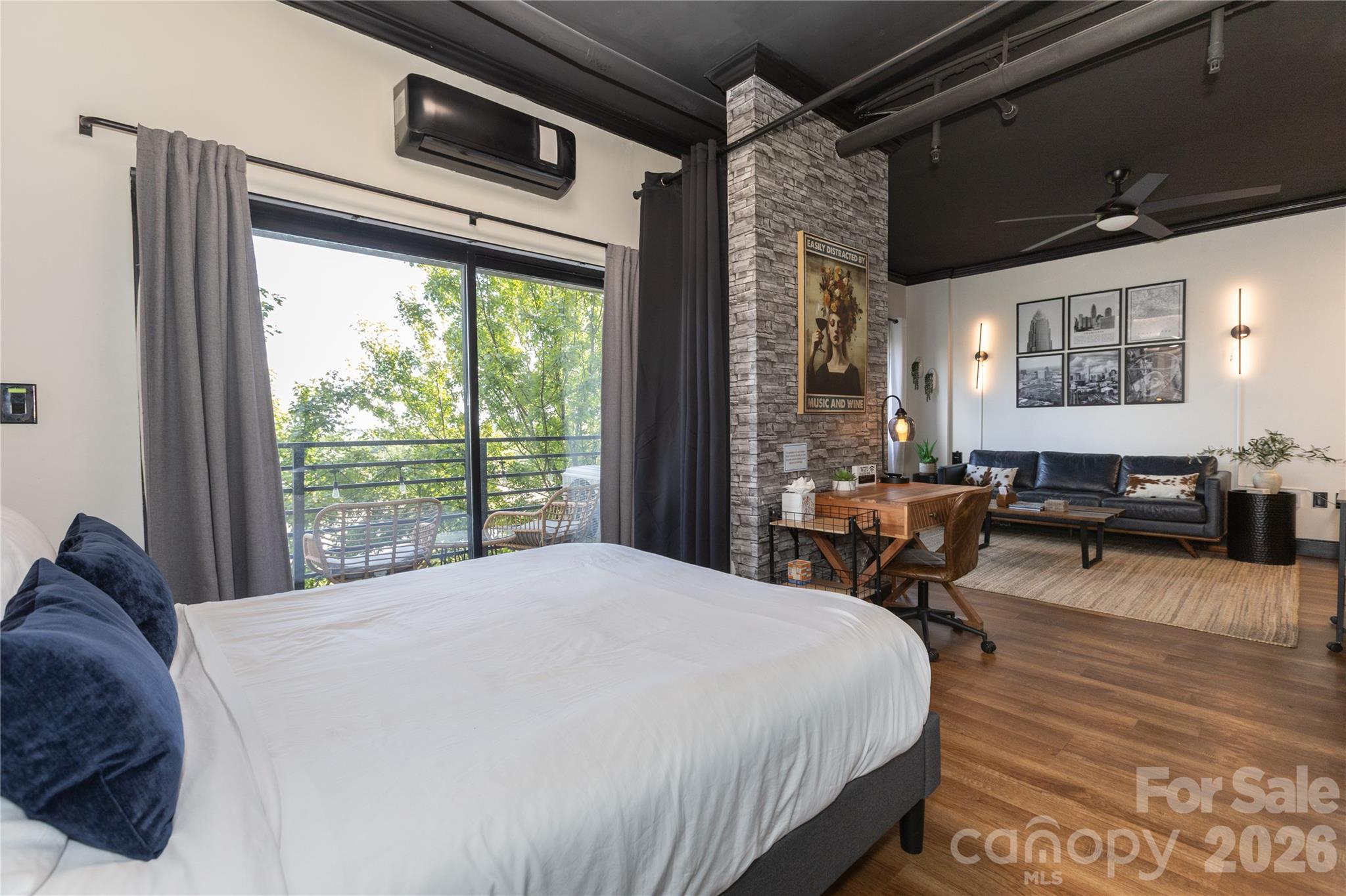 715 N Church Street Unit: 514